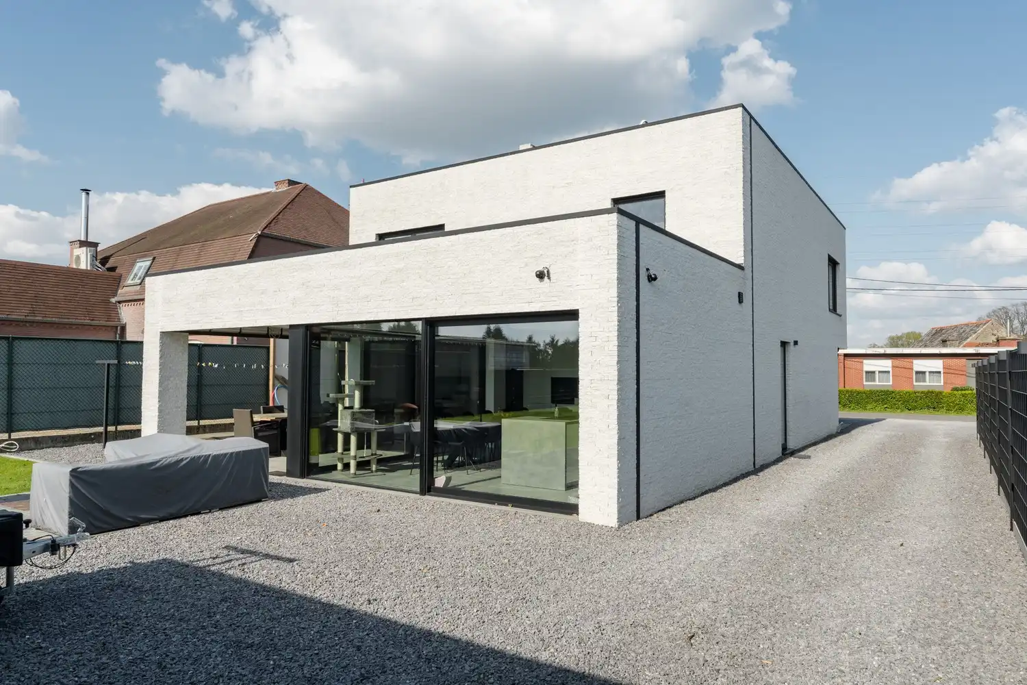 Moderne architecturale woning (2022) met 3 slaapkamers, bureau, kelder en ruime tuin te Pelt foto 43