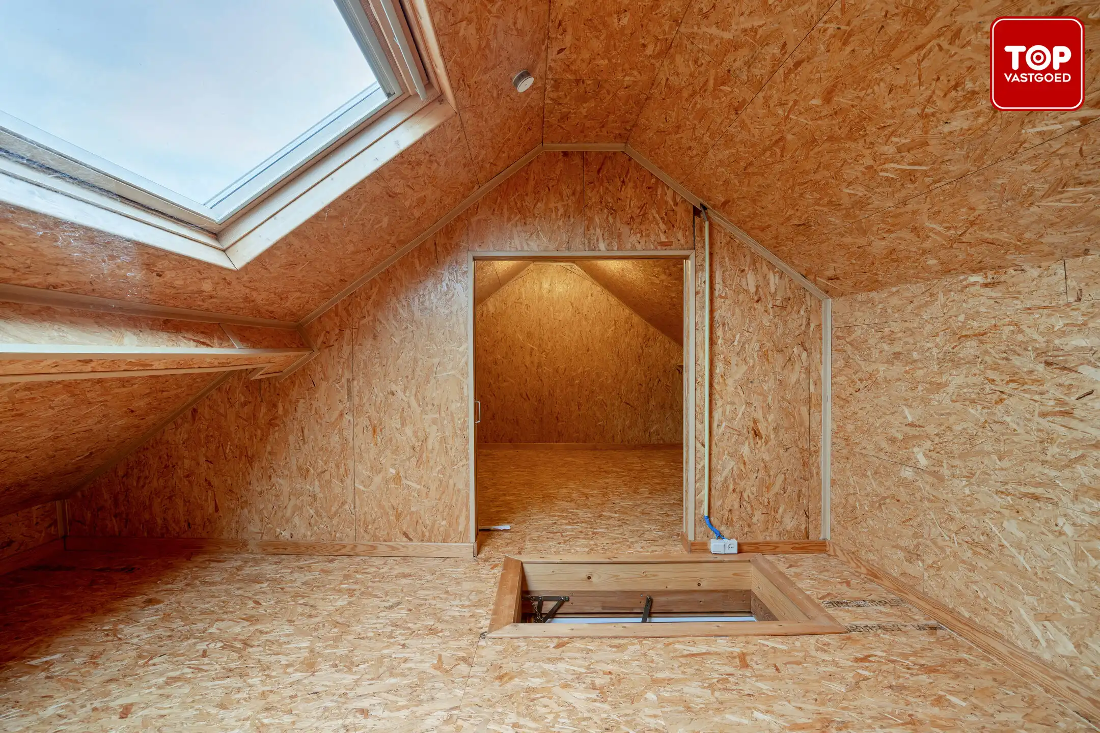 Instapklare woning met 3 slaapkamers en garage.  foto 19