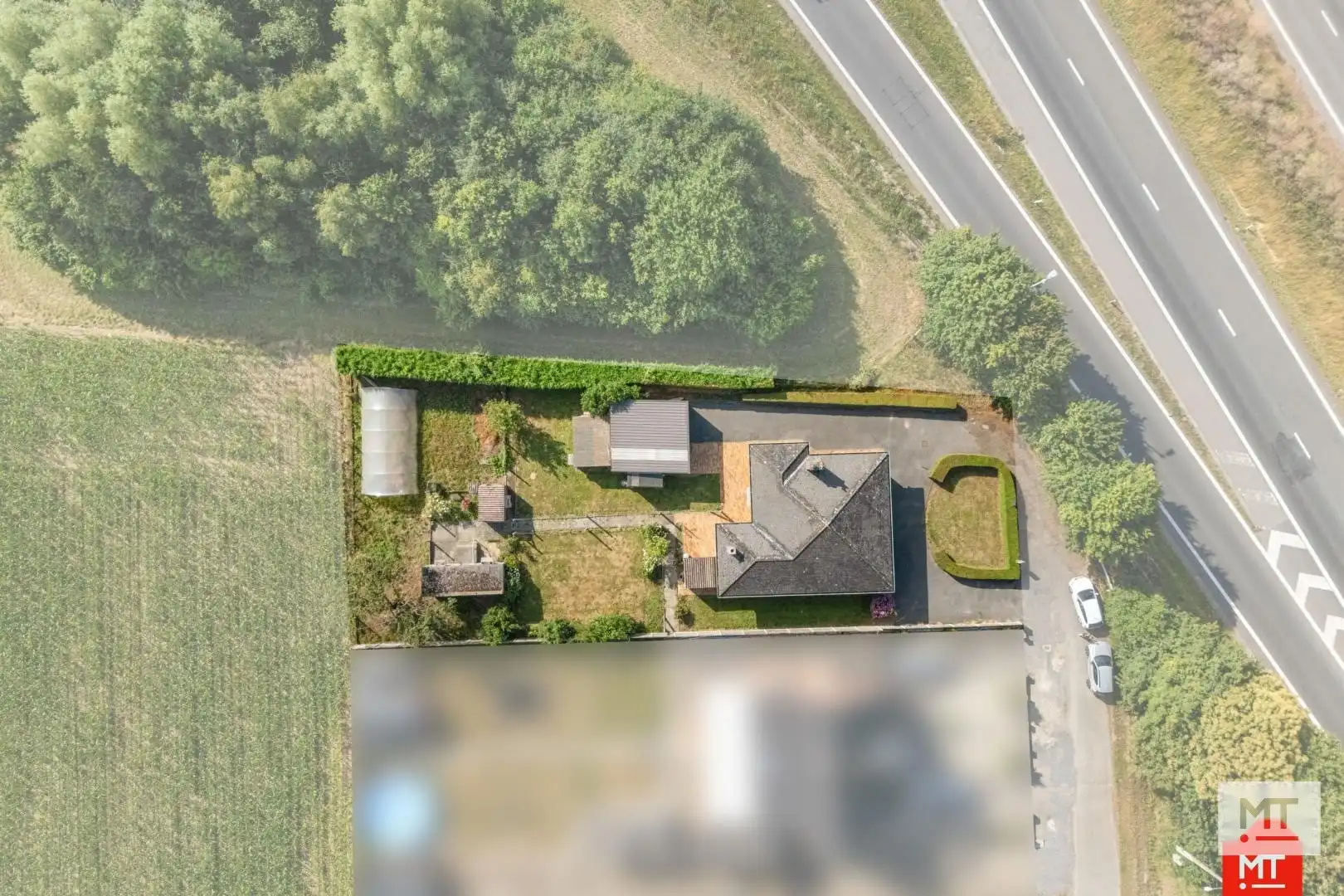 Alleenstaande woning met 3 slaapkamers, tuin en garage in het landelijke Zonnebeke foto 3