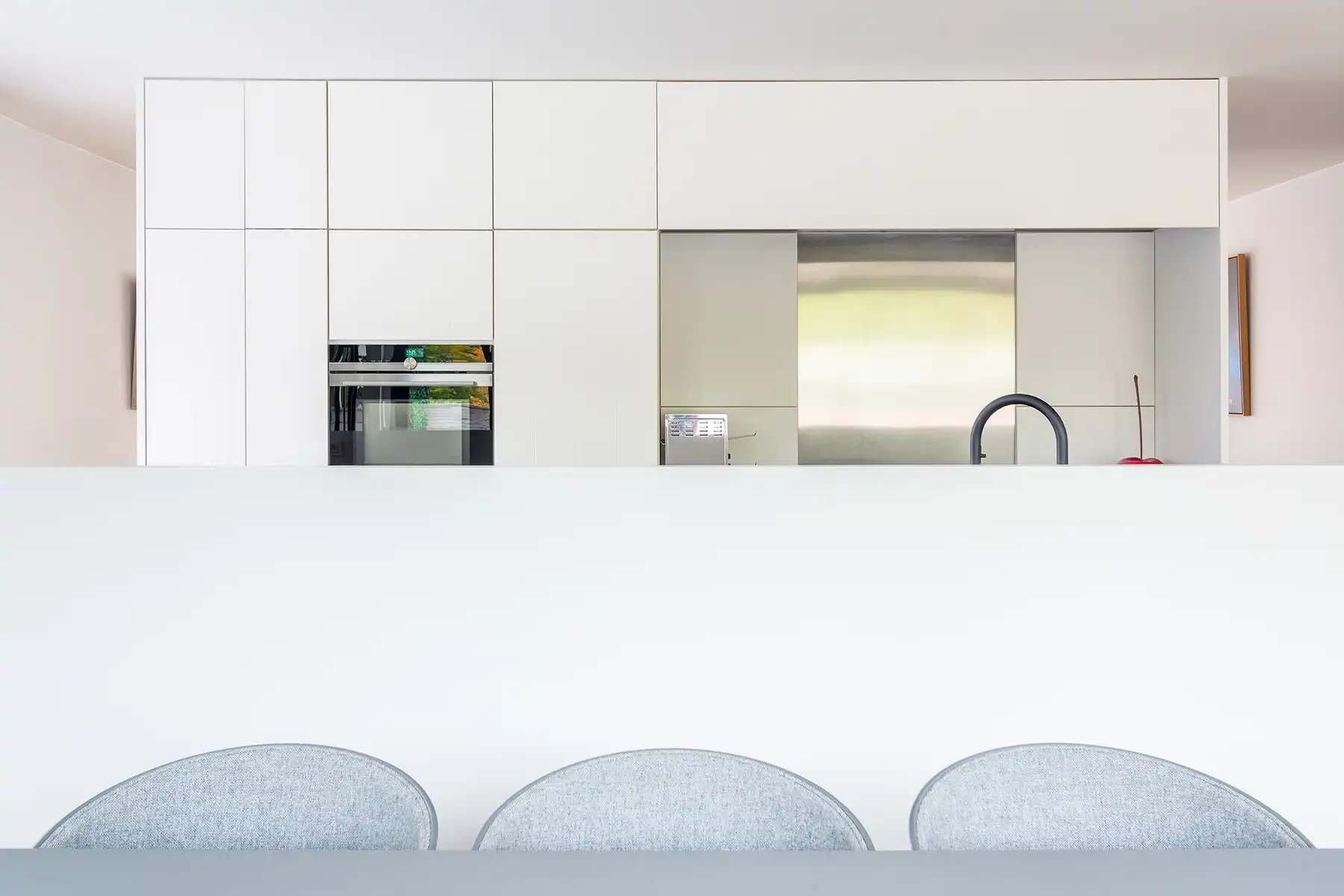 Uitzonderlijk 3 slpk duplex gelegen te centrum van Hove! foto 8