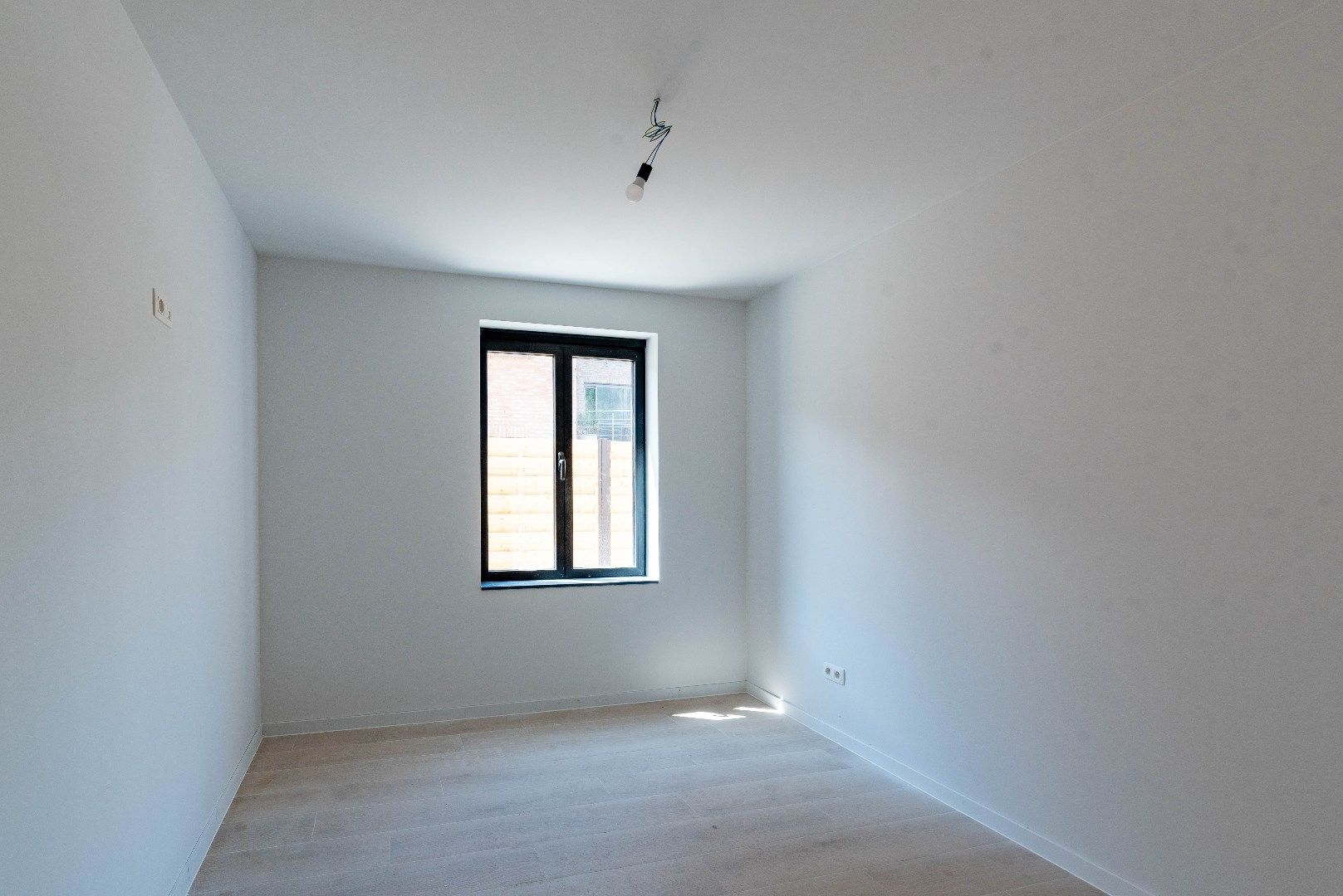 Modern BEN-appartement met groene tuin  foto 10