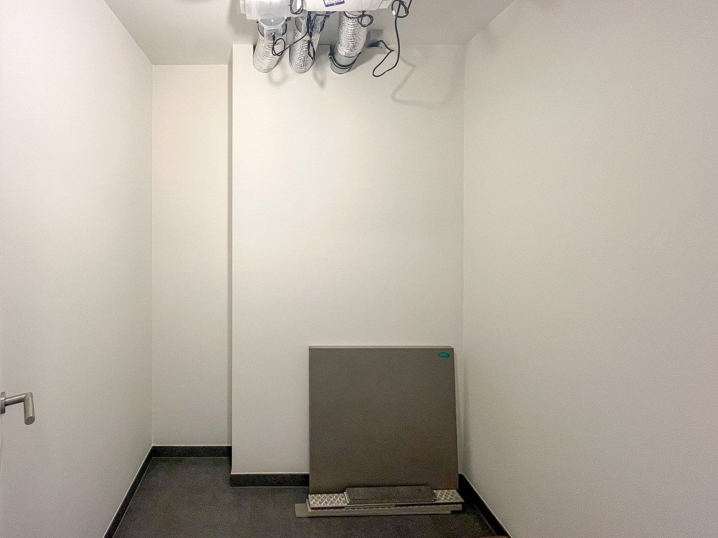 Kijkdag 13/09 van 10u tot 12u - Halfopen woning met 3 slaapkamers en landelijk verzicht! foto 17