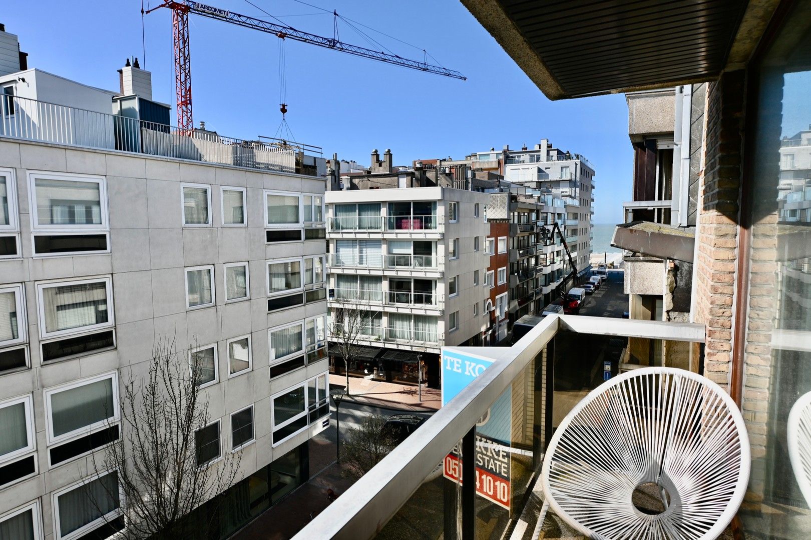 Luxueus appartement met zijdelings zeezicht, gelegen tussen de Kustlaan en de Dumortierlaan. foto 8