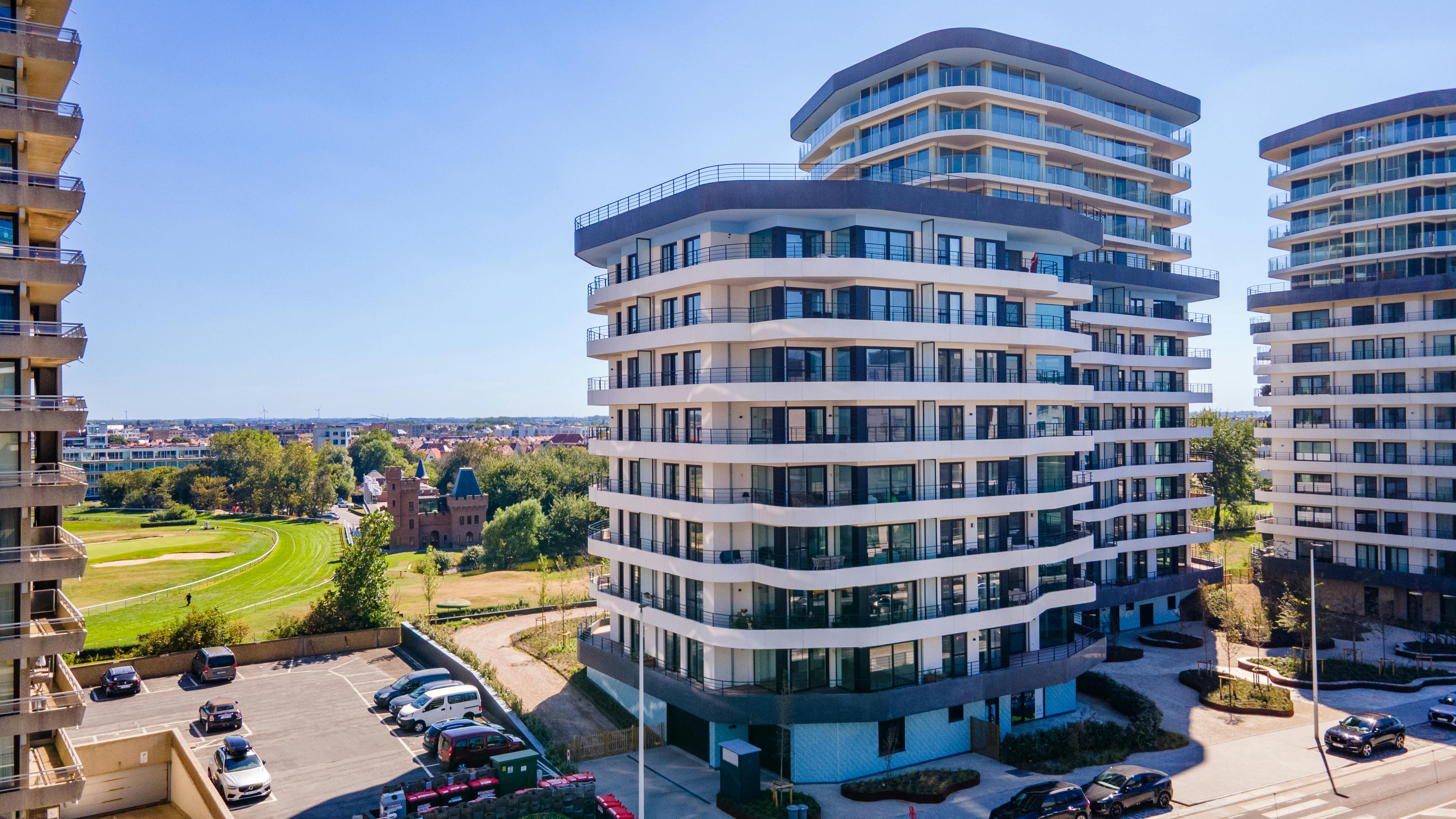 Prachtig nieuwbouw appartement met zicht op de Wellington Golf foto 23
