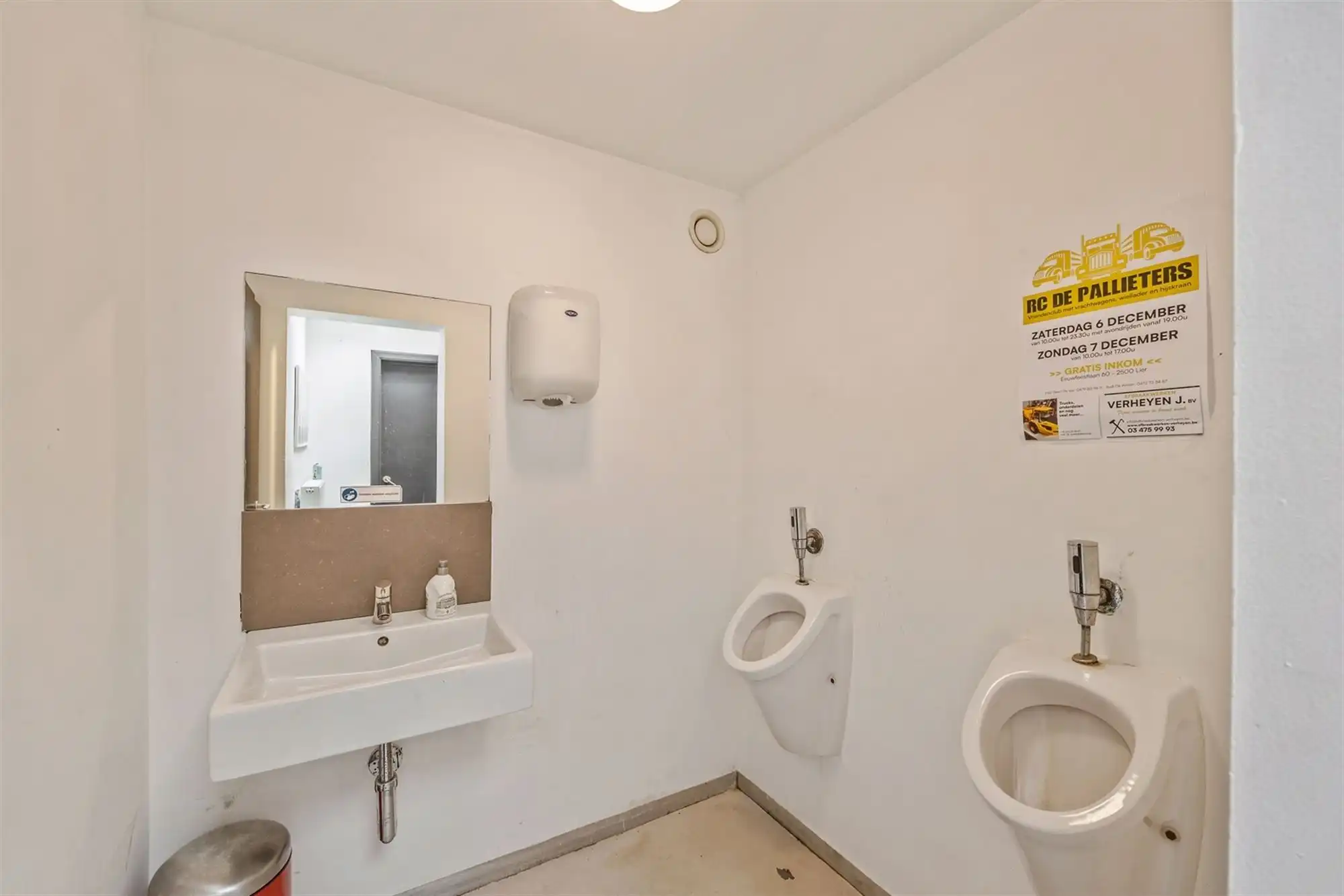 Handelspand met appartement gelegen te Ranst foto 12