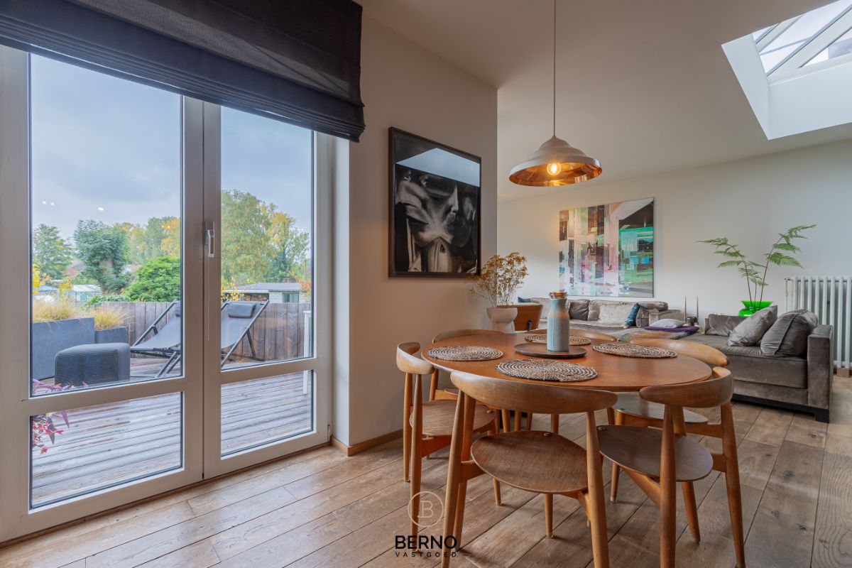 Karakterwoning aan de rand van Dendermonde centrum foto 6