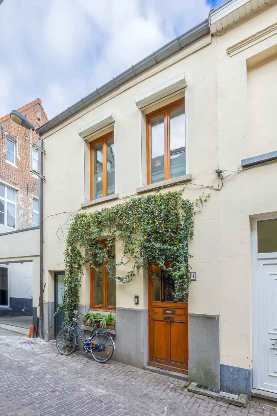 Hoofdfoto van de publicatie: Leuke stadswoning met terras op toplocatie. 