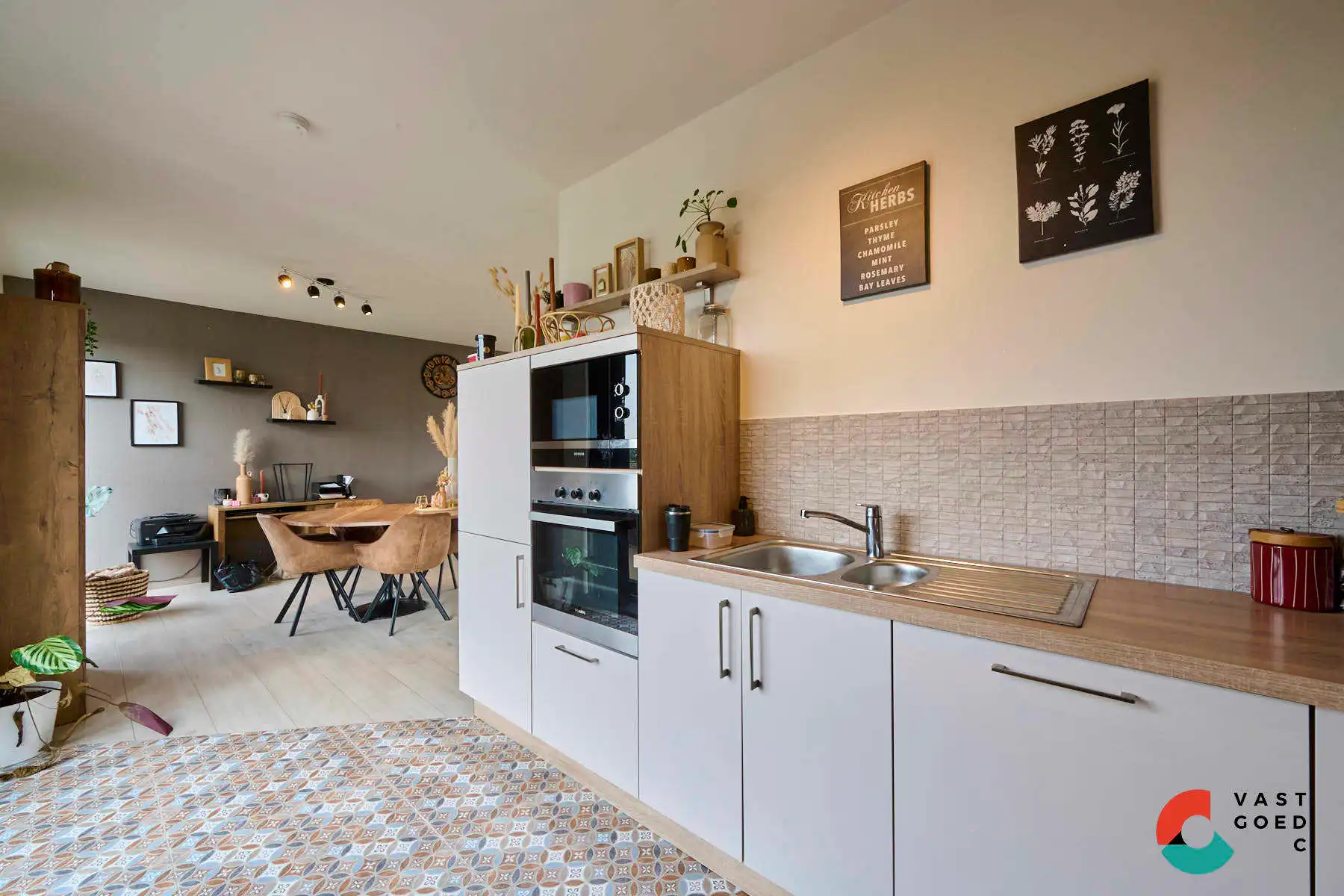 Ruim 1 slaapkamerappartement met 2 terrassen nabij centrum foto 8