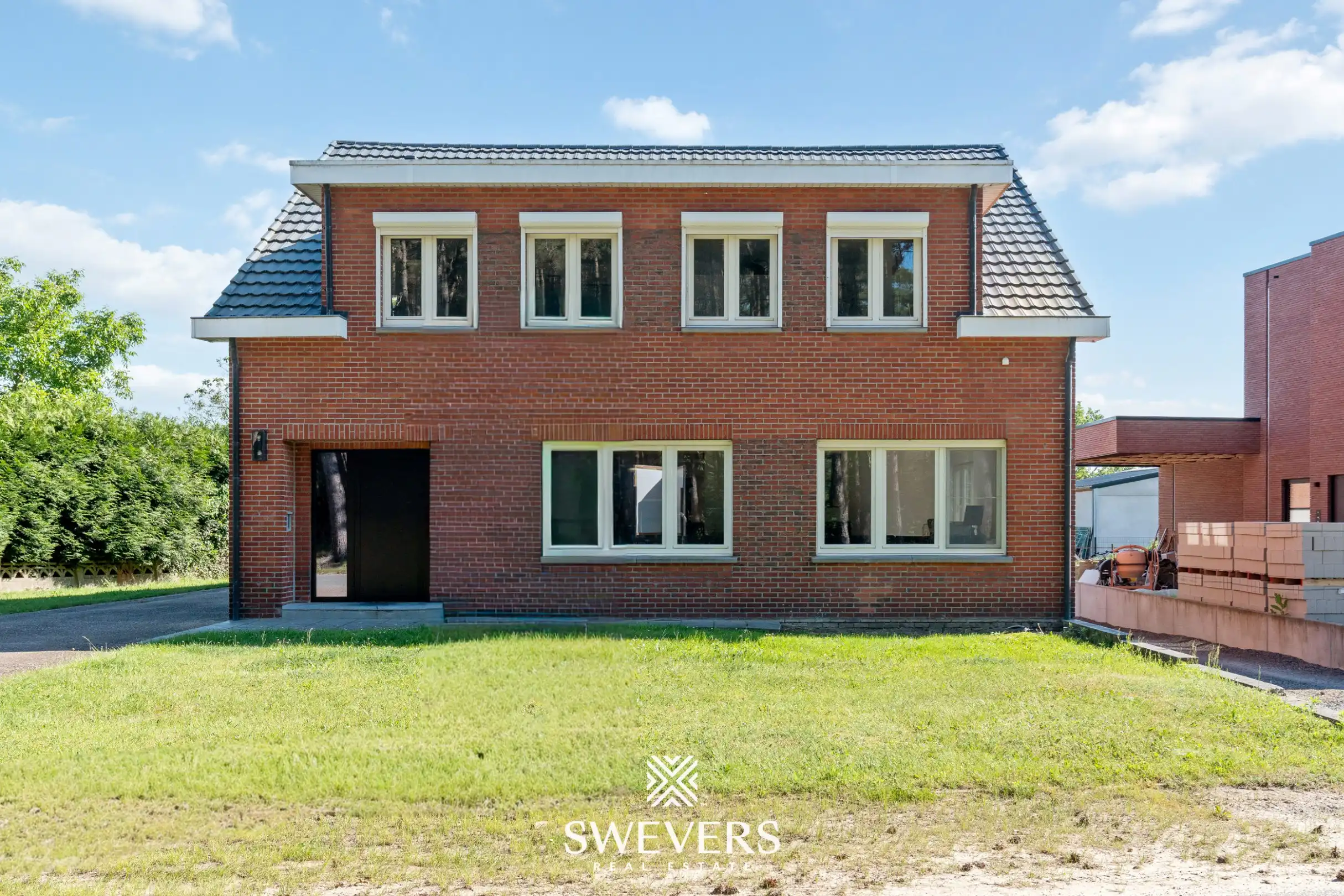 Ruime open bebouwing met 6 slaapkamers op groen perceel van 71 are foto 35