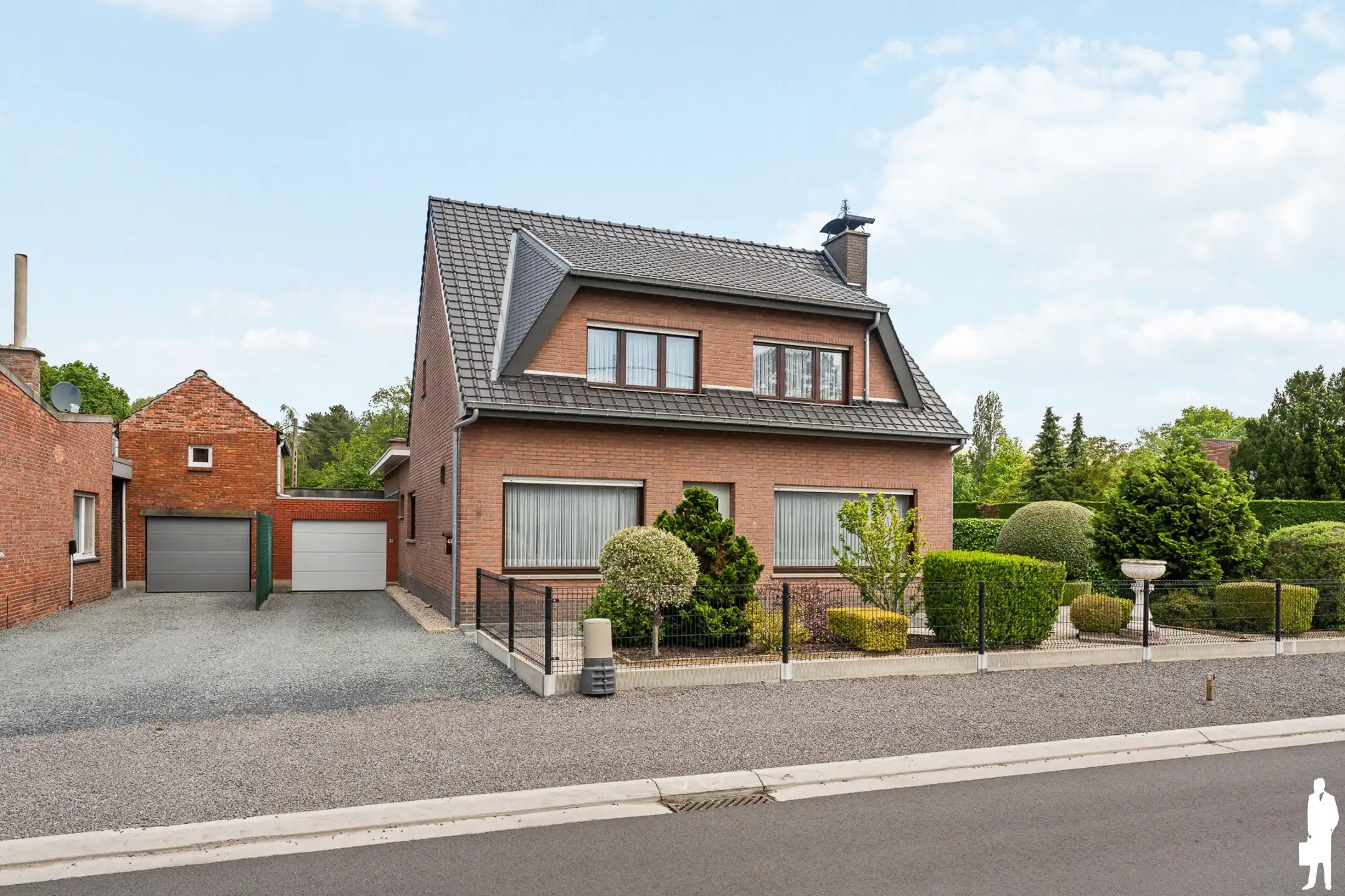 Instapklare woning met 4 SLK - garage en tuin te Bonheiden. foto 23