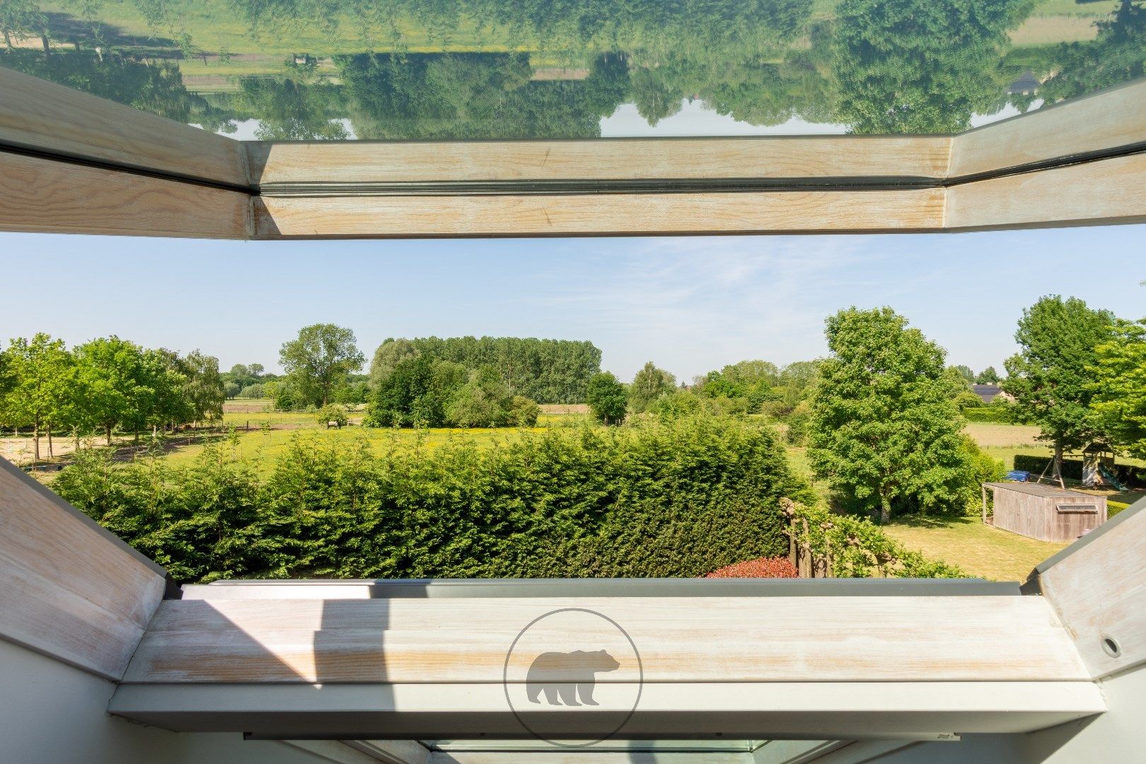 Ruime en luxueus afgewerkte villa in landelijke omgeving foto 25