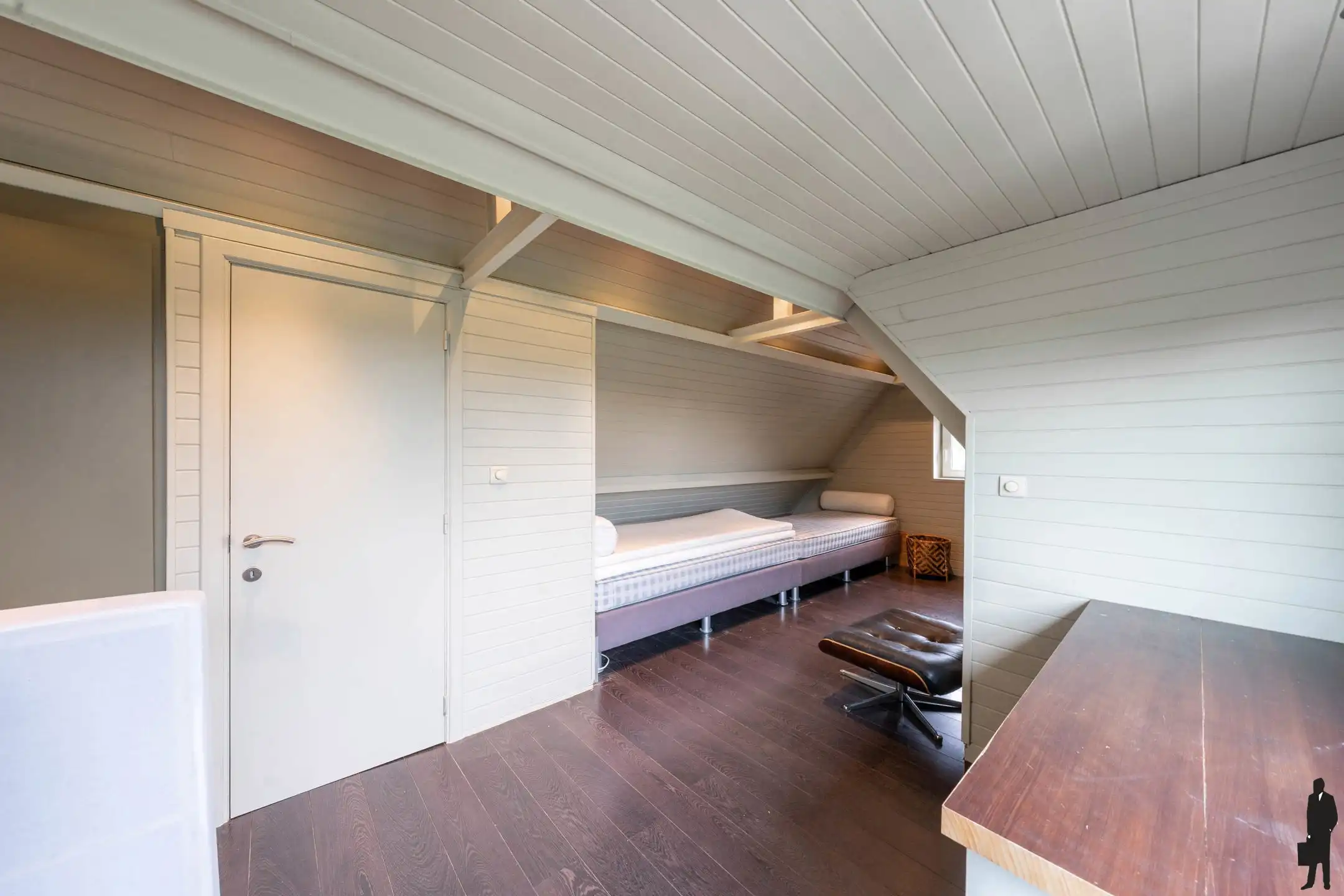 Karaktervolle woning op uitstekende locatie foto 23