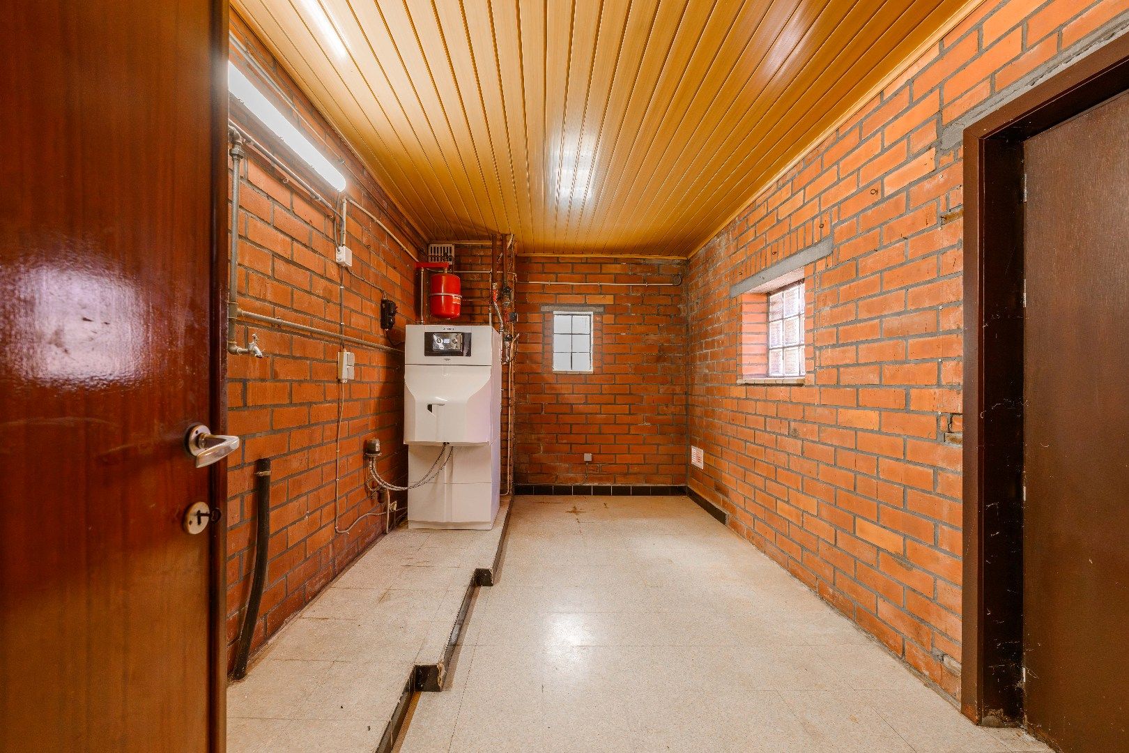 CHARMANTE ALLEENSTAANDE WONING MET 3 SLPKS | GARAGE & TUIN  foto 10