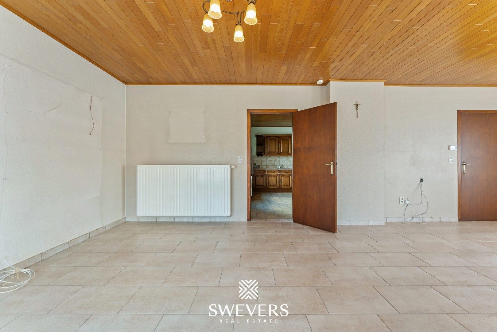 Ruime gezinswoning met renovatiepotentieel in Borgloon foto 10