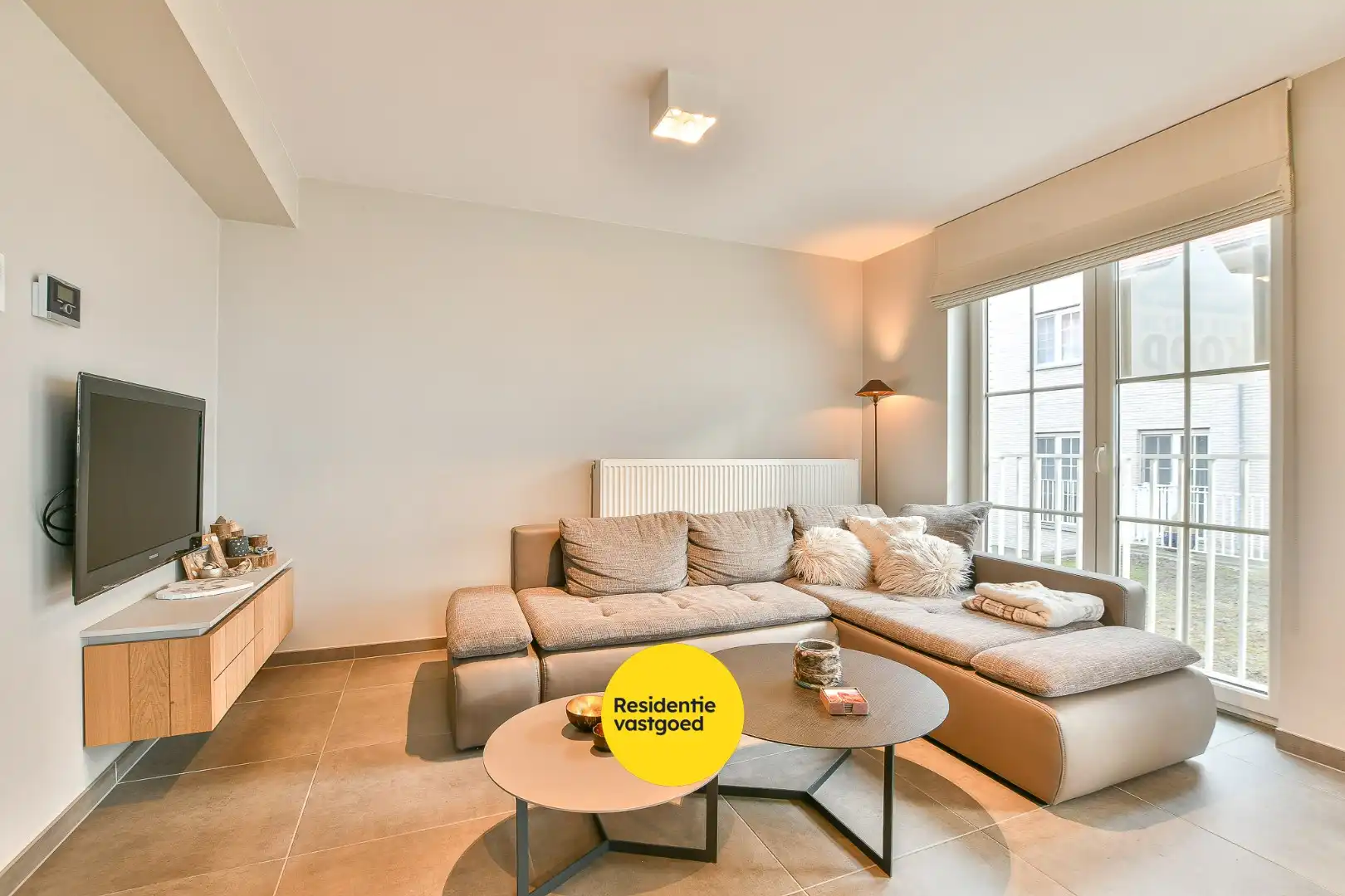 Gelijkvloers 2-slaapkamerappartement met tuin op toplocatie vlakbij de zee!  foto 5