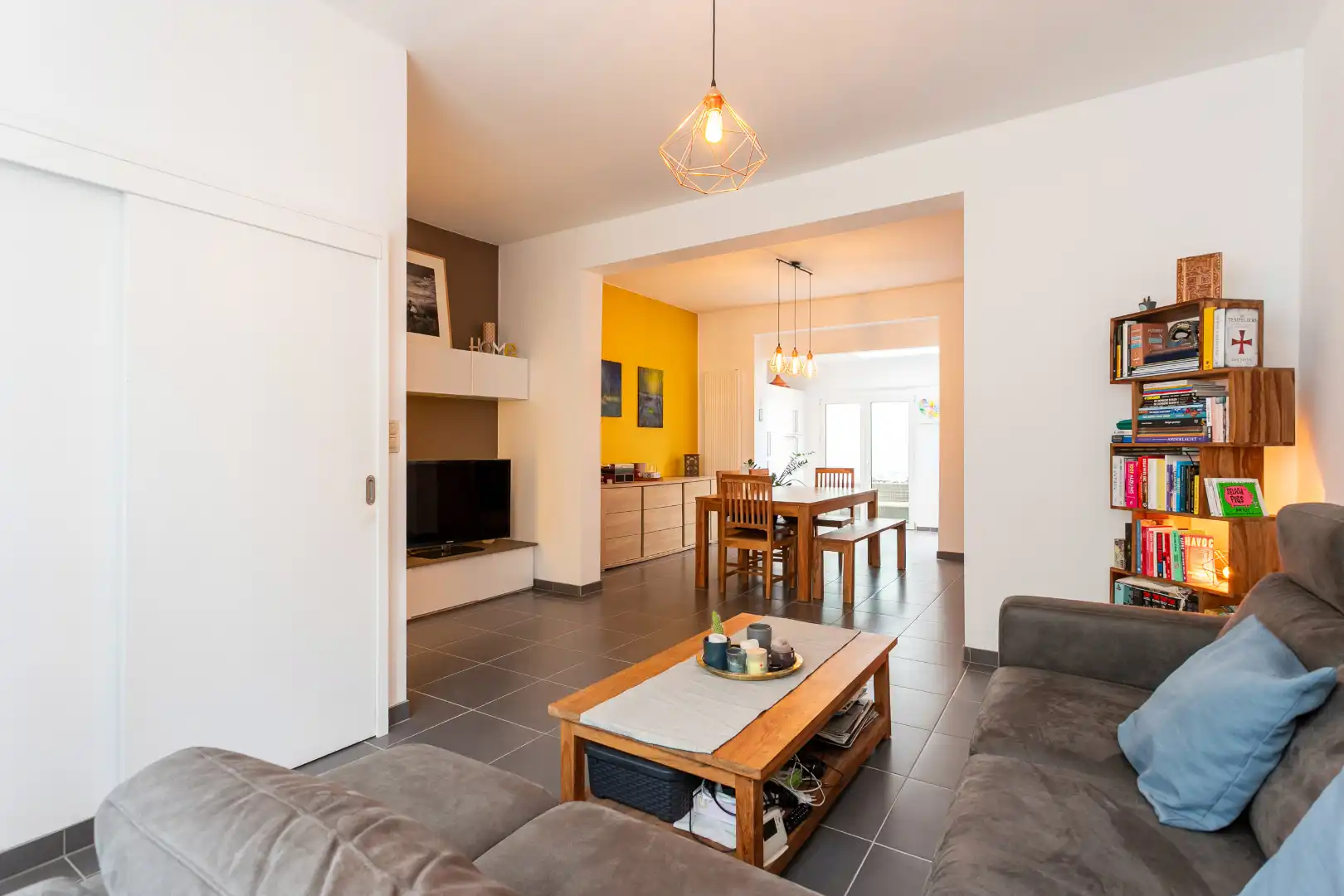 Instapklare woning (EPC B) met 3 slpk, 2 badk en terras te Halle (nabij station) foto 4