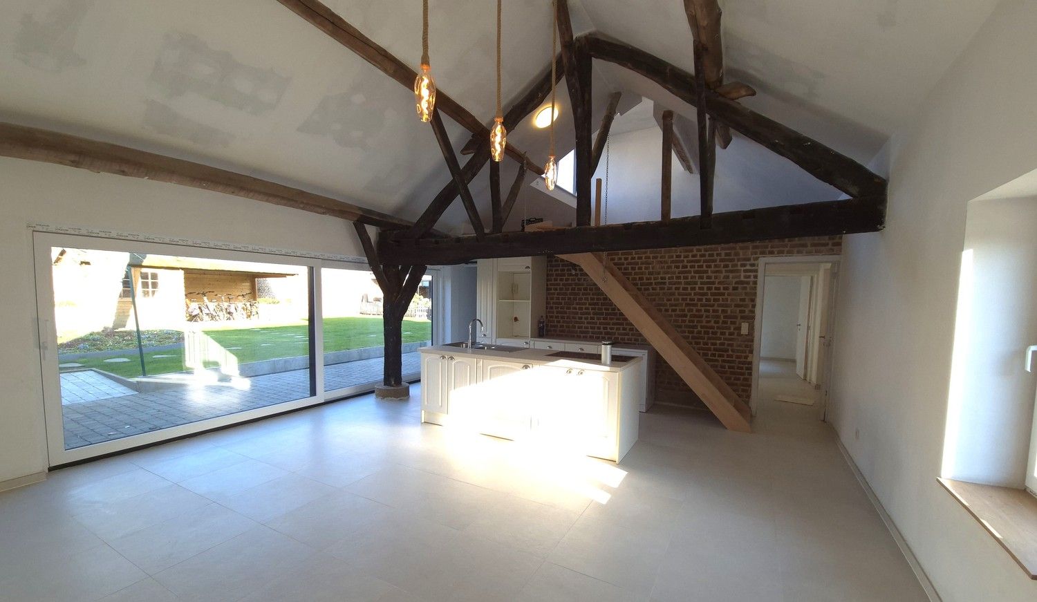 Sfeervol wonen in het gerenoveerd BAKKERSHUISJE: Een stukje geschiedenis met hedendaags comfort foto 17