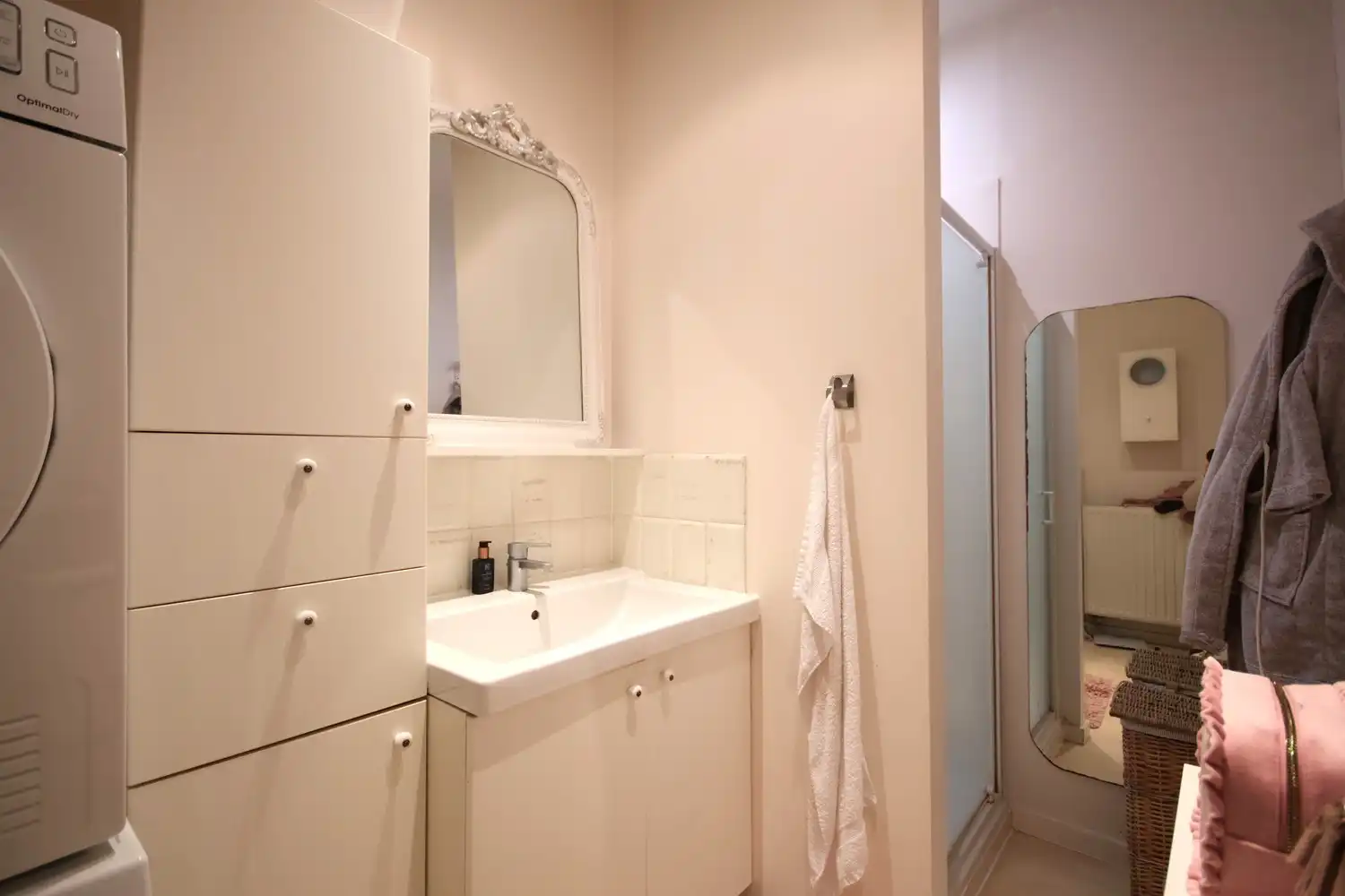 1-slaapkamerappartement in het centrum van Sint-Truiden foto 8