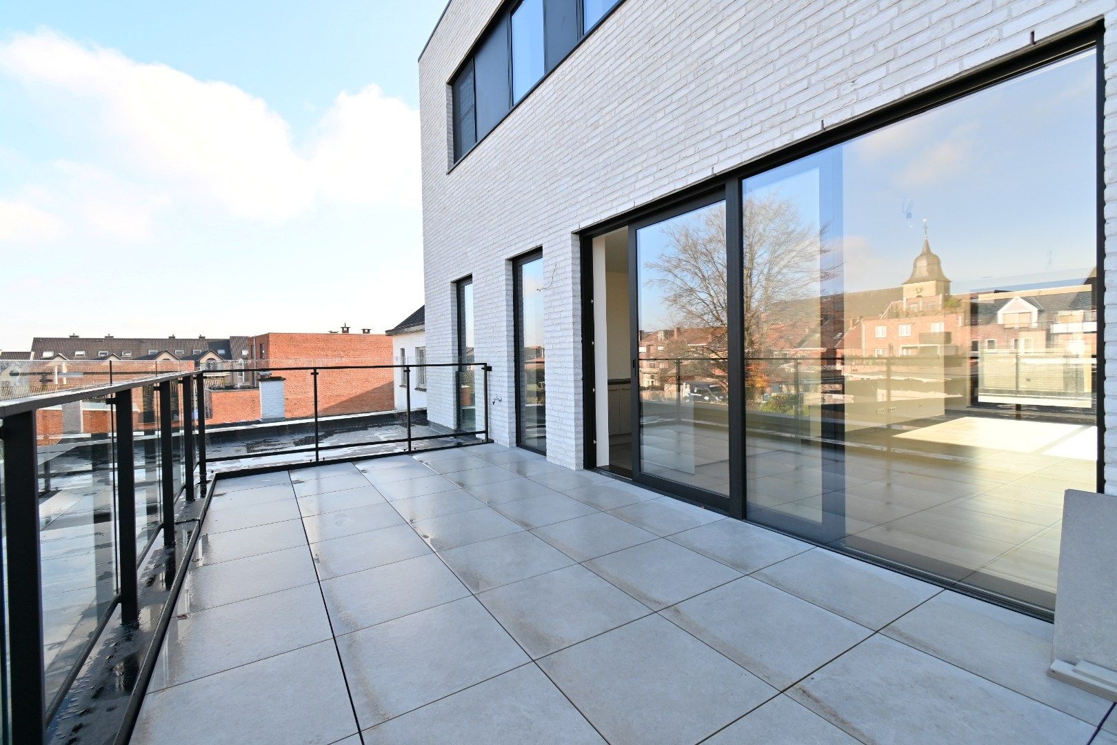 Knap nieuwbouwappartement op de eerste verdieping in centrum Hoeselt foto 23