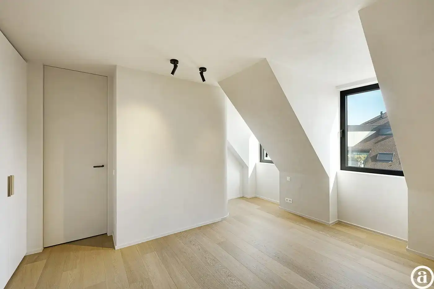 Nieuwbouw duplexappartement met prachtig zijdelings zeezicht foto 13