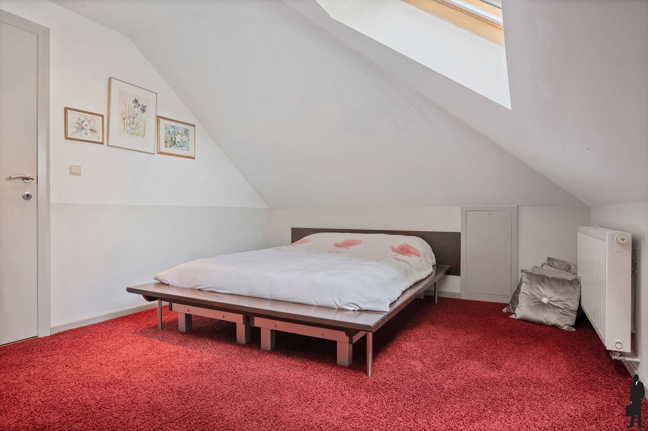 Unieke en zéér centraal gelegen villa op een parkdomein van ca. 9.847 m²! foto 34