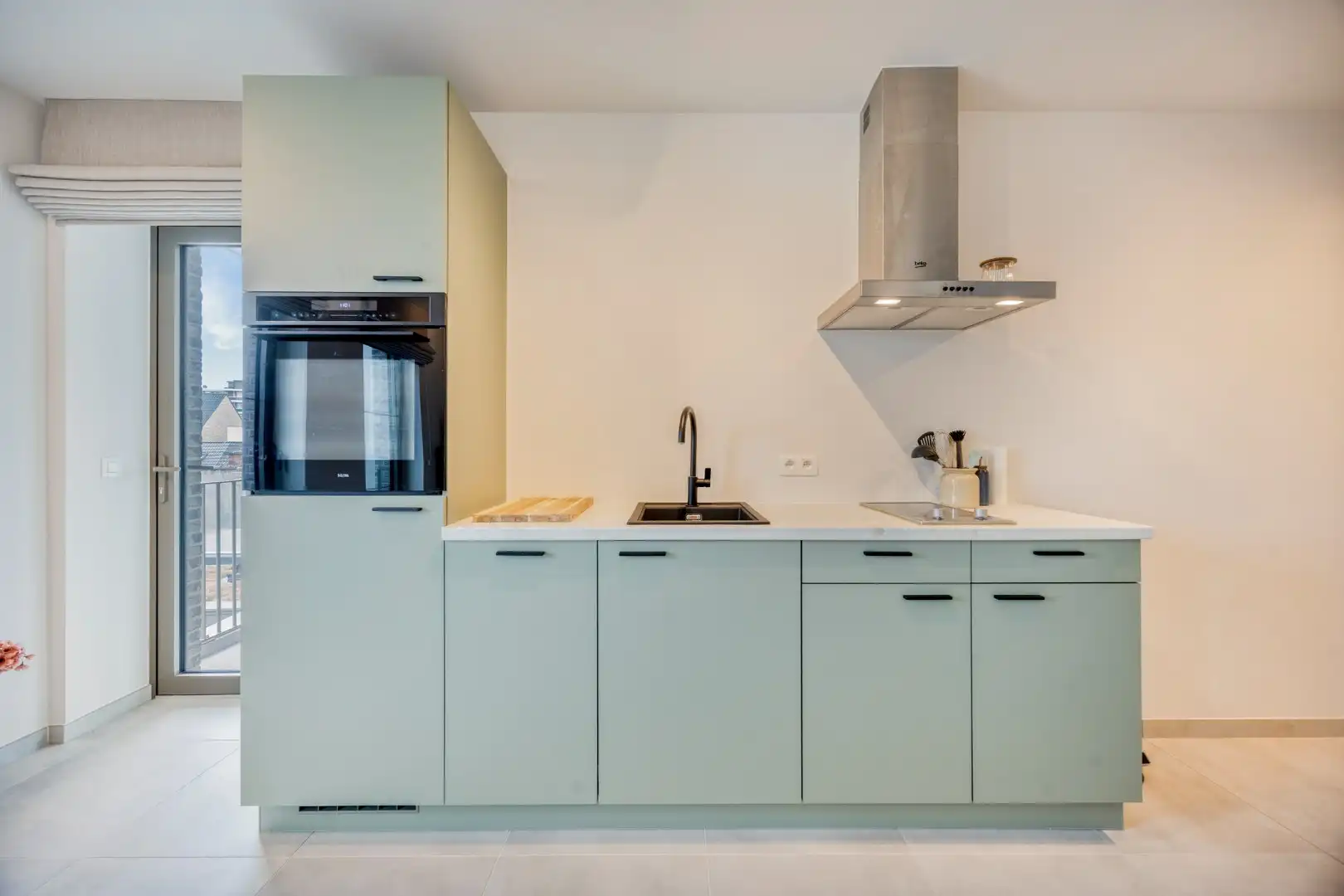Bemeubelde studio met terras en kelderberging in het centrum van Leuven! - EPC 50 kWh/m² - bewoonbare opp. 37,5 m² foto 11