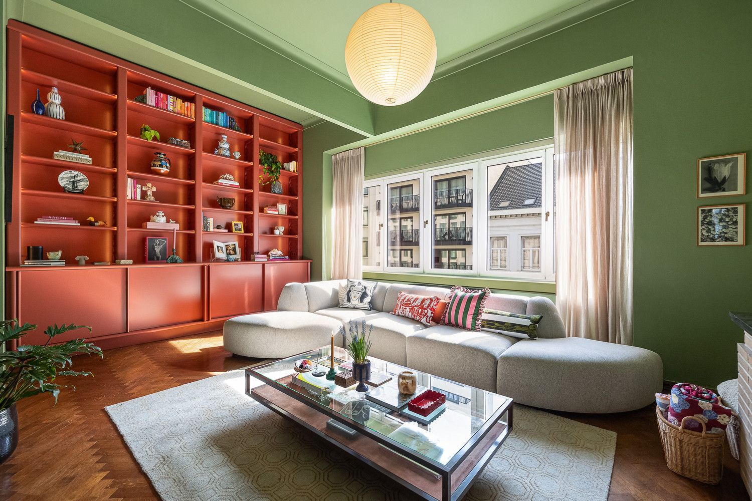 Luxe appartement op toplocatie aan het Stadspark in prachtig art-decogebouw foto {{pictureIndex}}