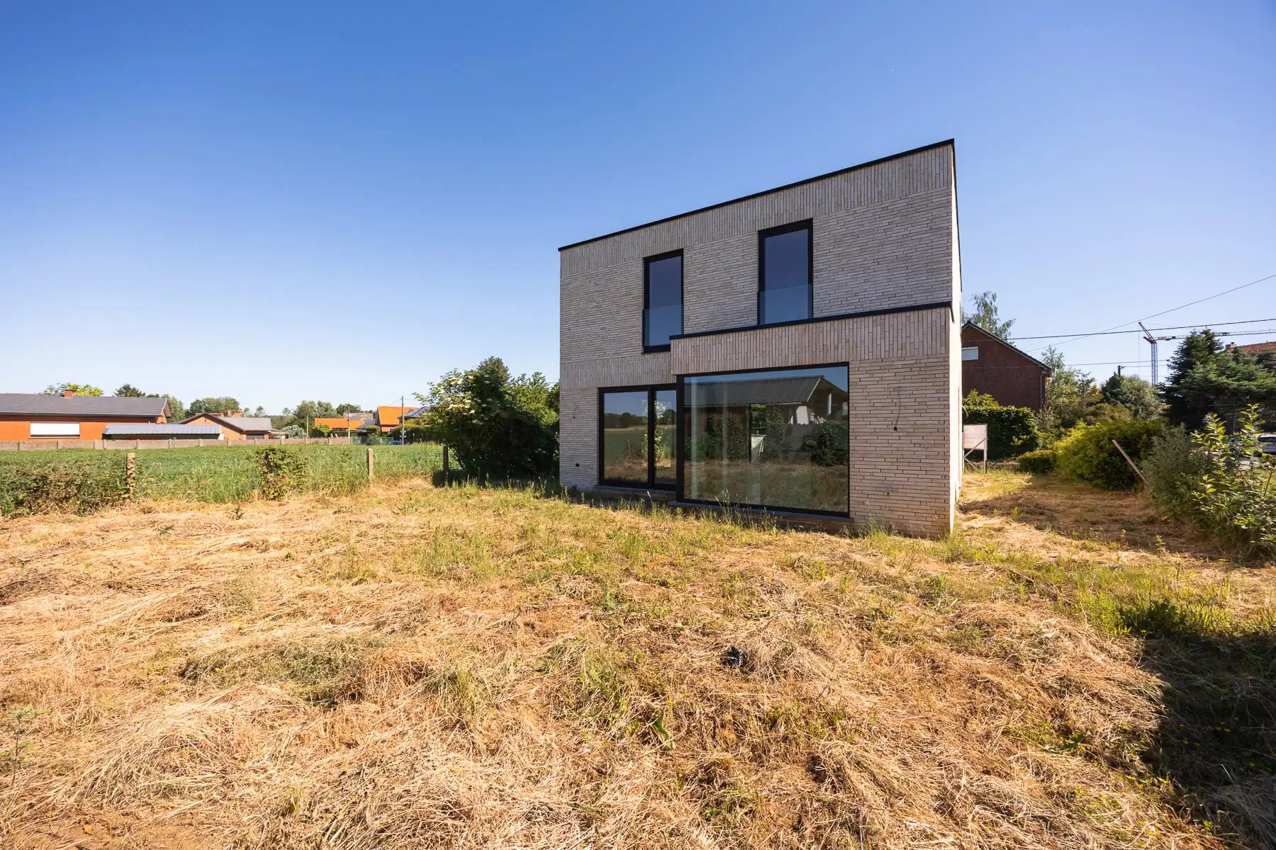Prachtige nieuwbouwwoning met top afwerking foto 28
