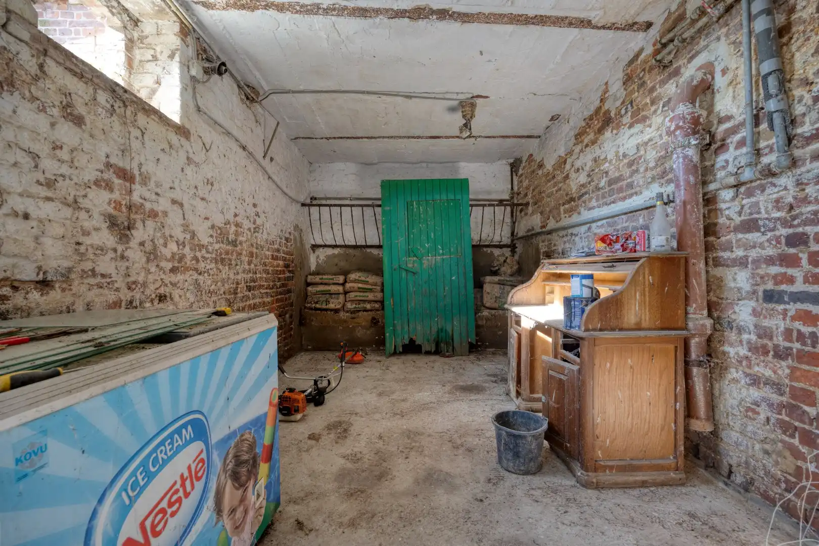 Landelijk gelegen hoevewoning met stallen en omheinde weide op totaal 88a66ca  foto 20