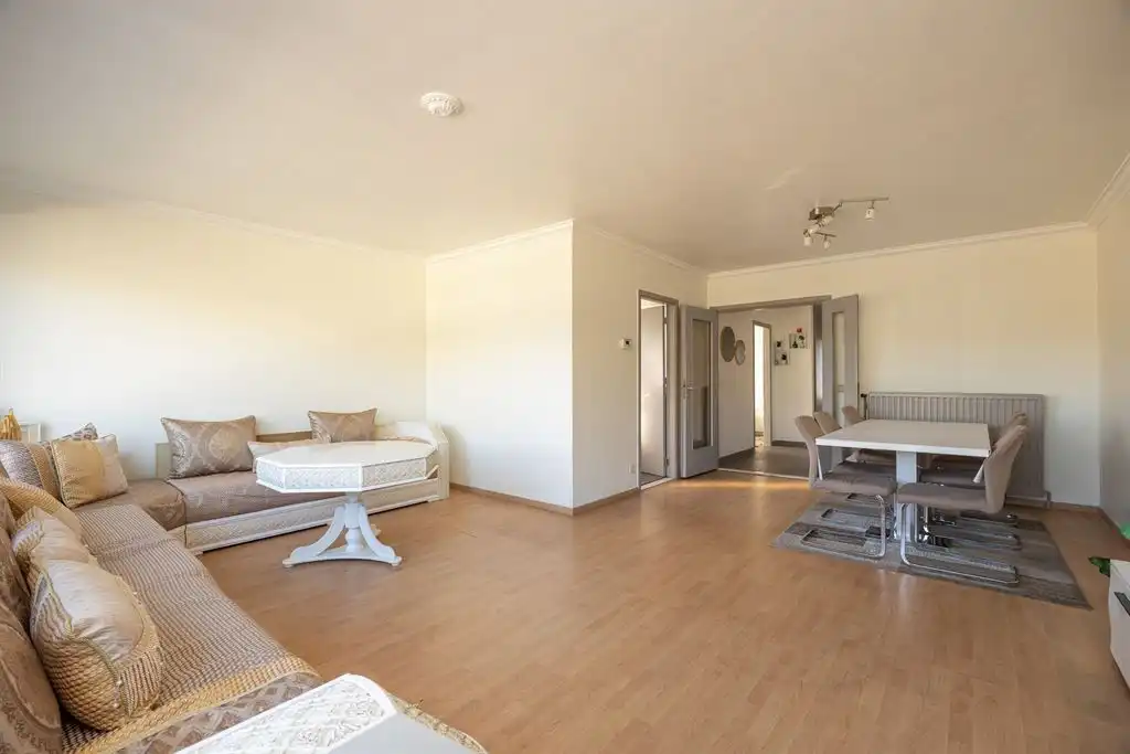 Hoofdfoto van de publicatie: Hoekappartement met 3 slaapkamers en terrasje