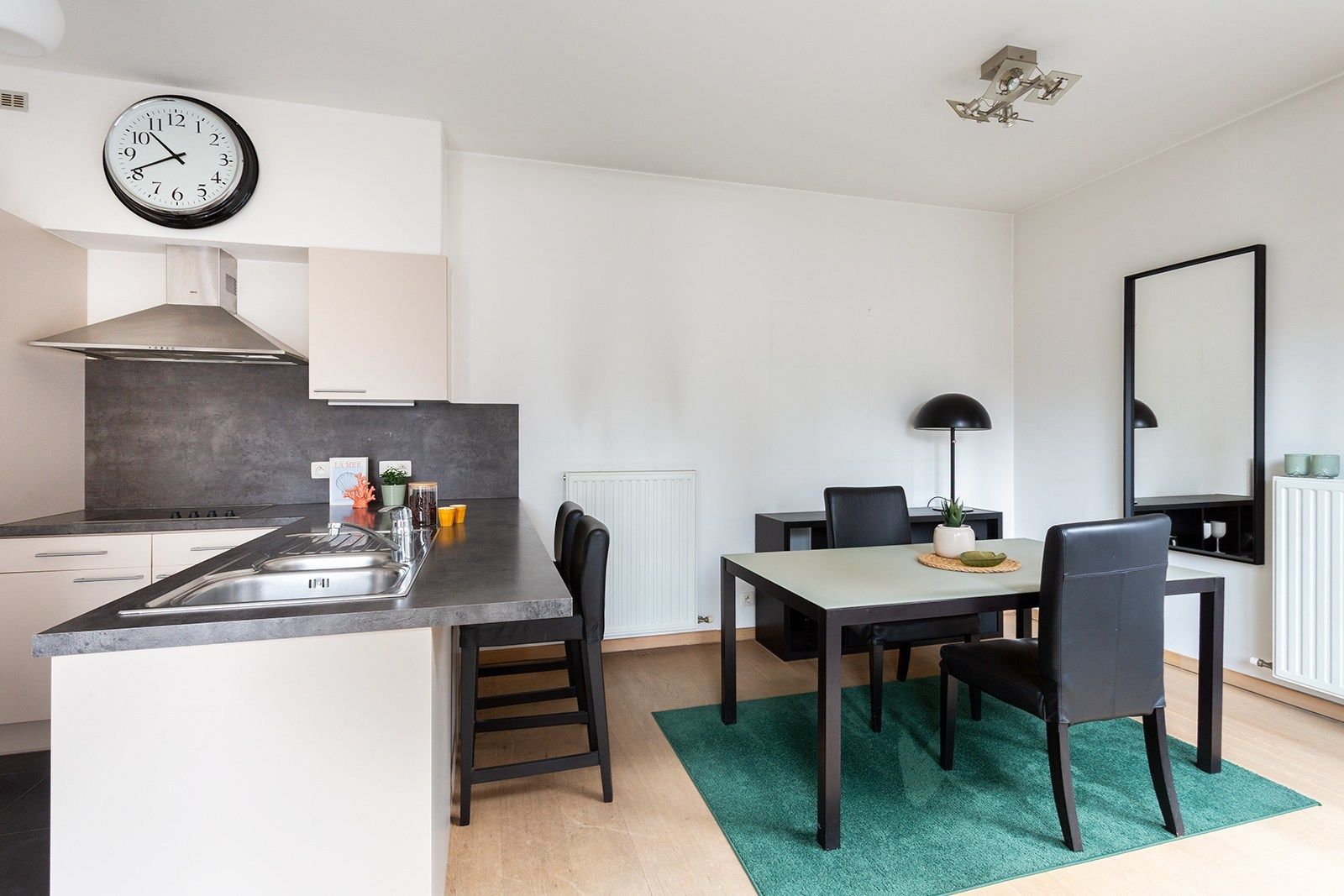 Gemeubeld luxe appartement op top locatie foto 10