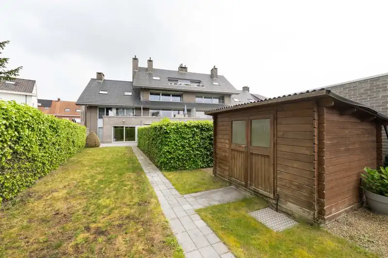 Gelijkvloers 2-slaapkamerappartement met tuin en garage nabij centrum Tielt TE KOOP! ✨🏡 foto 17
