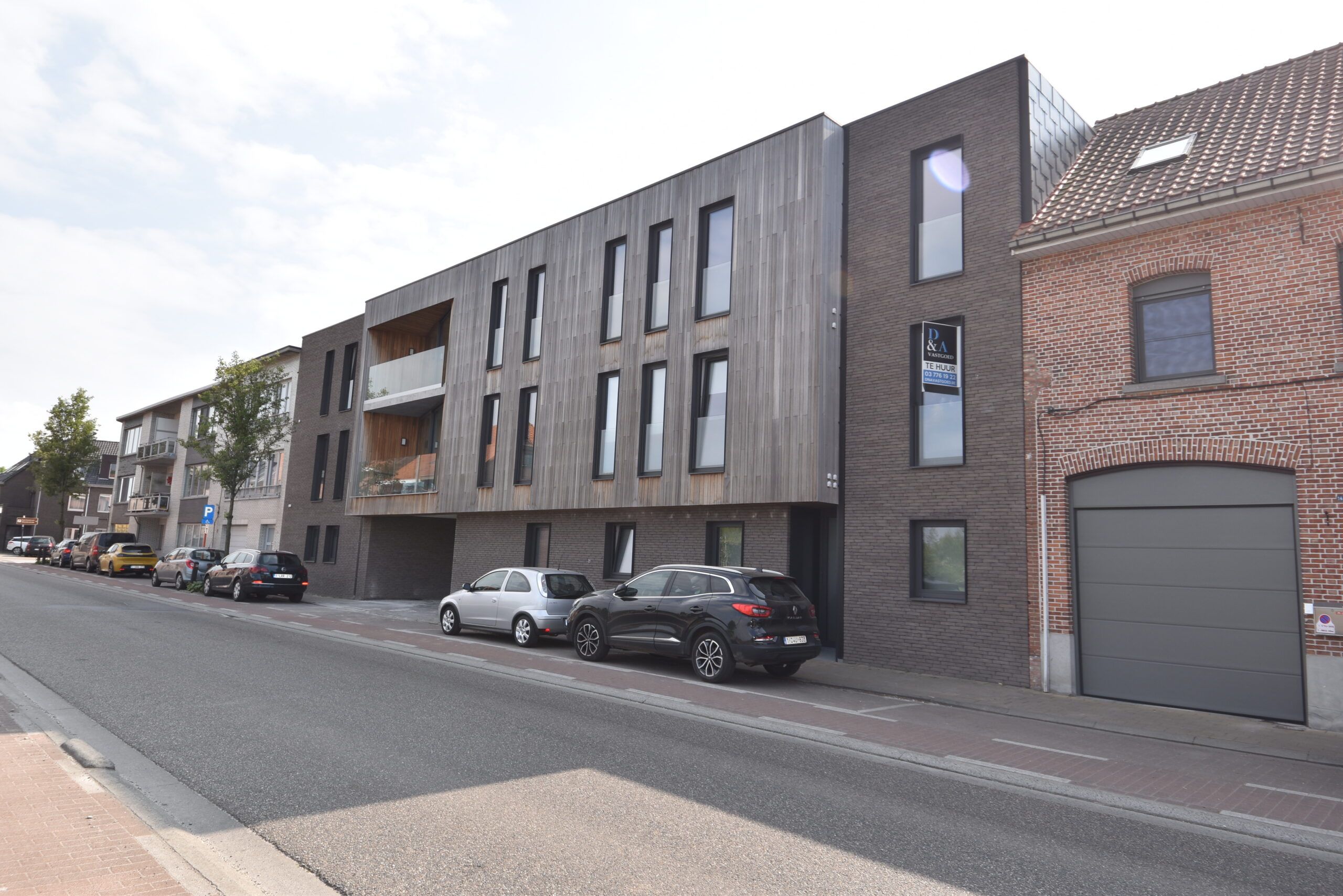 Recent 2-slaapkamerappartement met garage in hartje Nieuwkerken-Waas foto 21