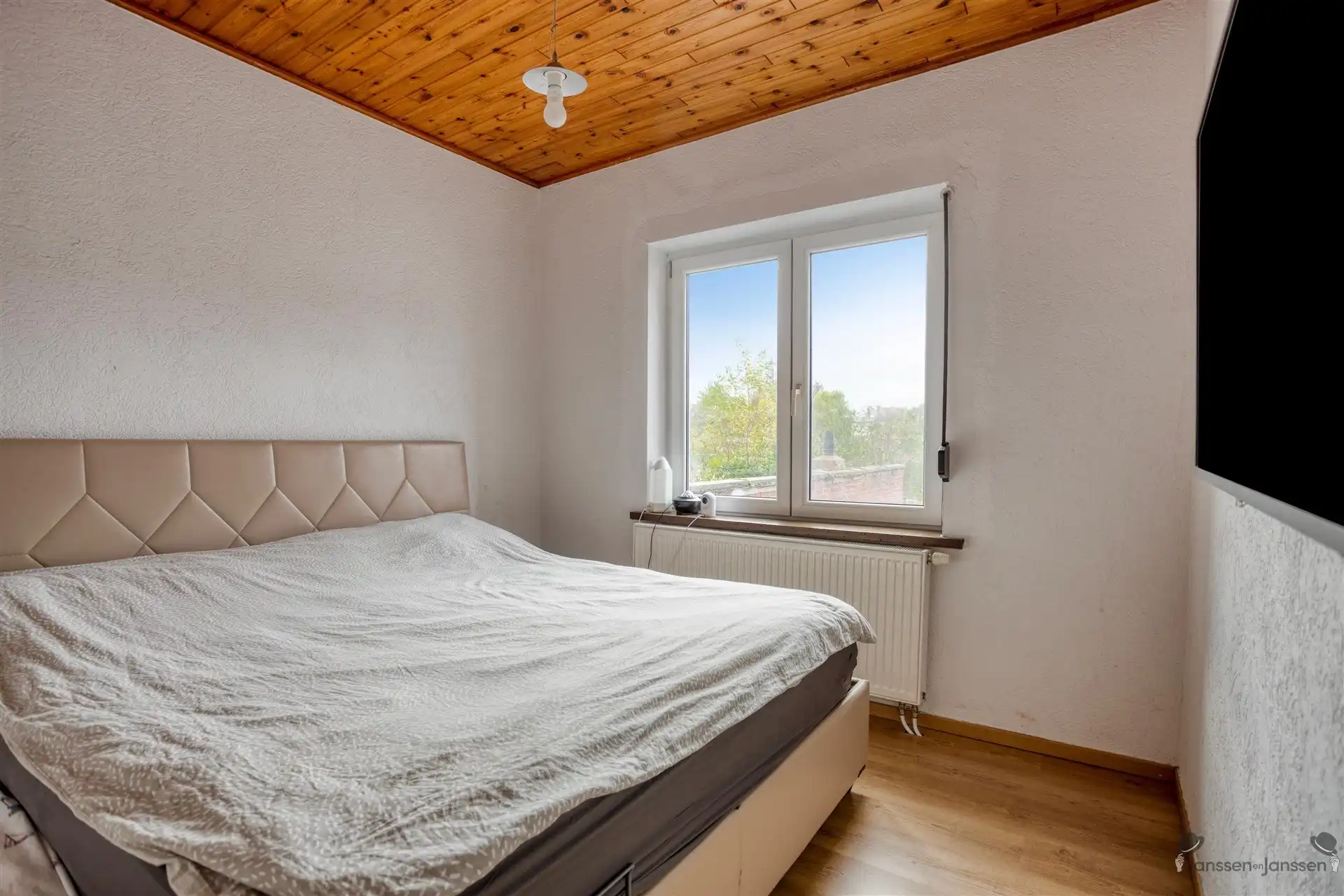 Karaktervolle rijwoning met 4 slaapkamers foto 14