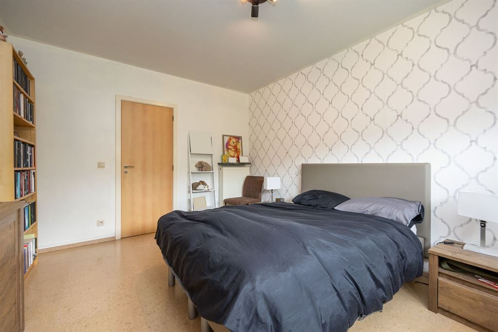 Ruim dakappartement met 2 grote terrassen foto 8