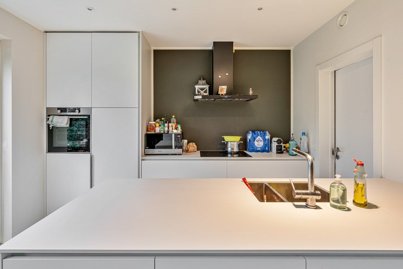 Nieuwe half open bebouwing met 4 slaapkamers in Oostakker foto 5