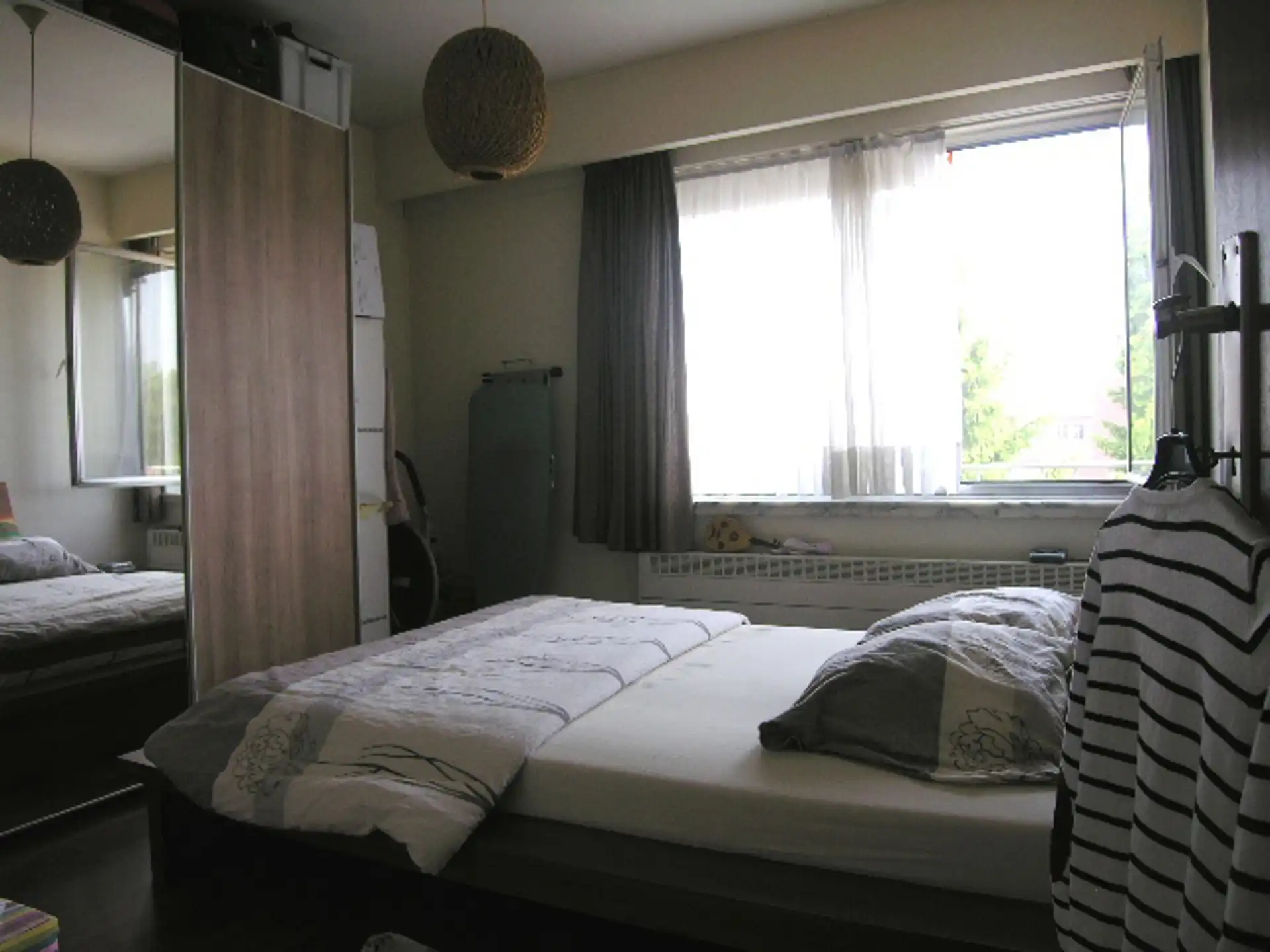 Ruim appartement 3 slaapkamers, geen lift, vernieuwde keuken en badkamer foto 7