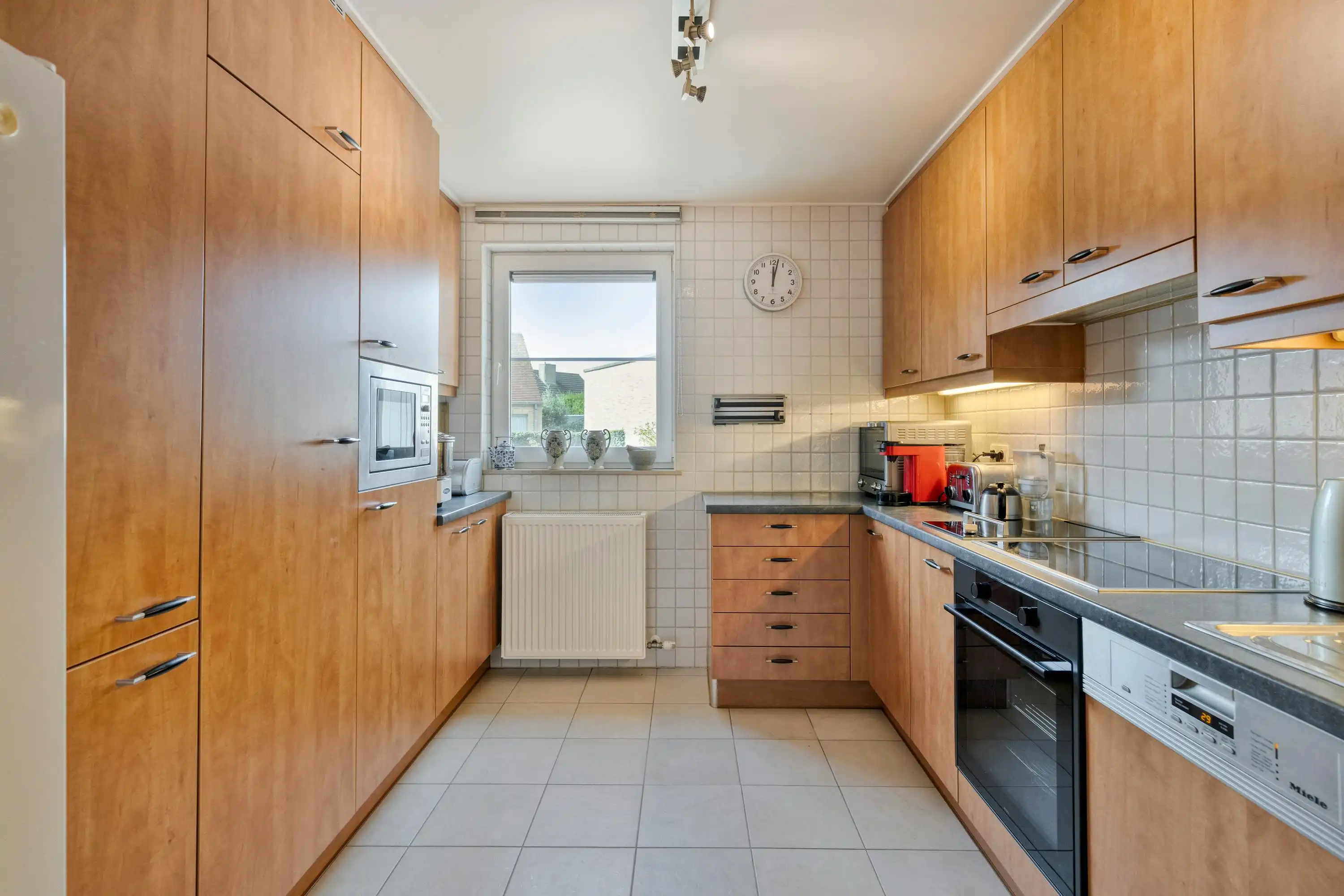 Appartement met drie slaapkamers en ruim terras. foto 6