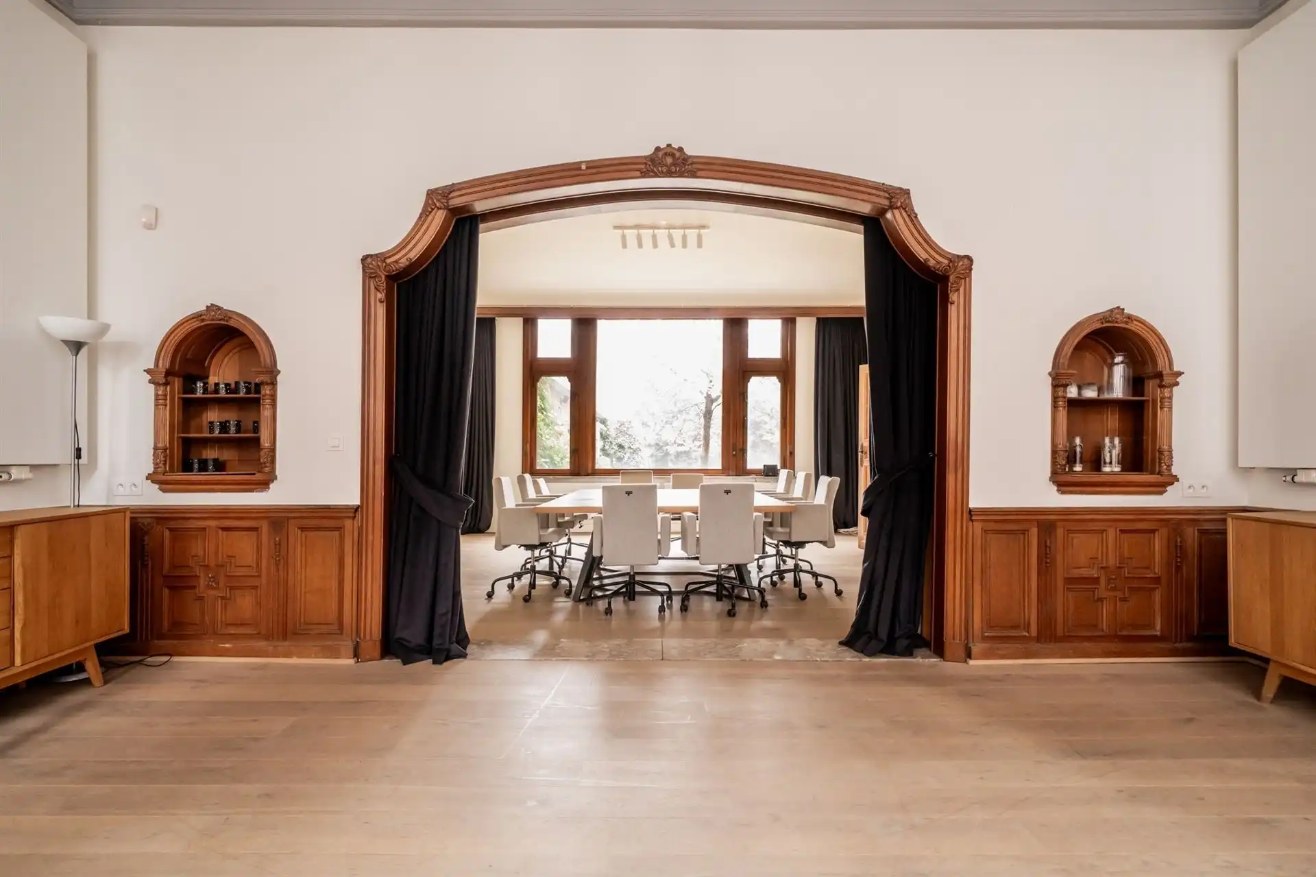 Unieke kantoorruimte in historisch pand in hartje Mechelen foto 3