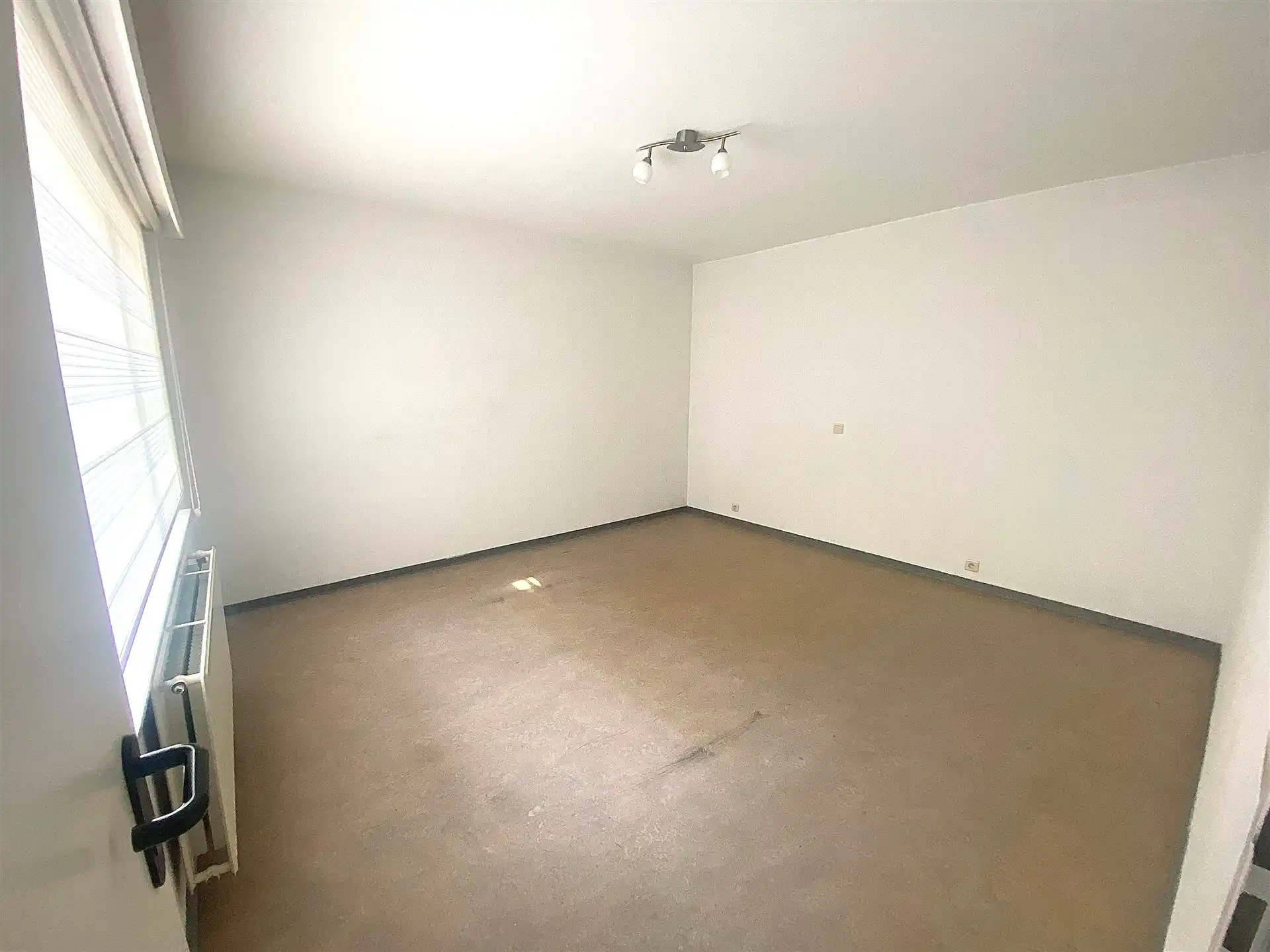 Opbrengsteneigendom bestaande uit 6 appartementen, dubbele garagebox en 6 staanplaatsen te Aalst foto 29