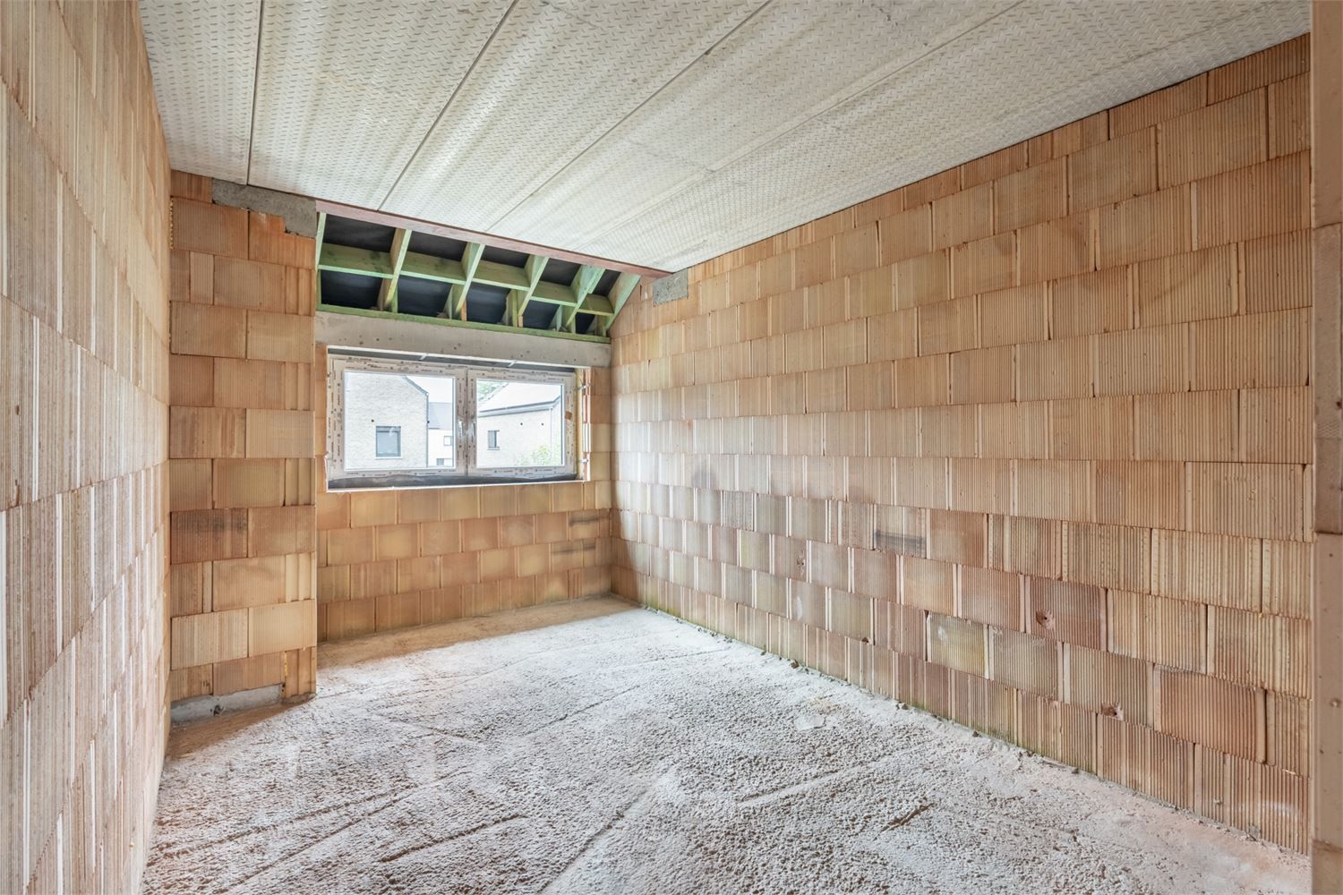 IDEALIS VASTGOED - ROYALE CASCO-WONING MET EEN HEERLIJK LICHTRIJKE WOONKAMER MET OPEN KEUKEN EN AANSLUITEND DE BERGPLAATS, 3 SLAAPKAMERS (MEER MOGELIJK), EEN RUIME BADKAMER EN RUIME 2DE VERDIEPING OP KNAP HOEKPERCEEL VAN +- 5A 54CA! foto 21