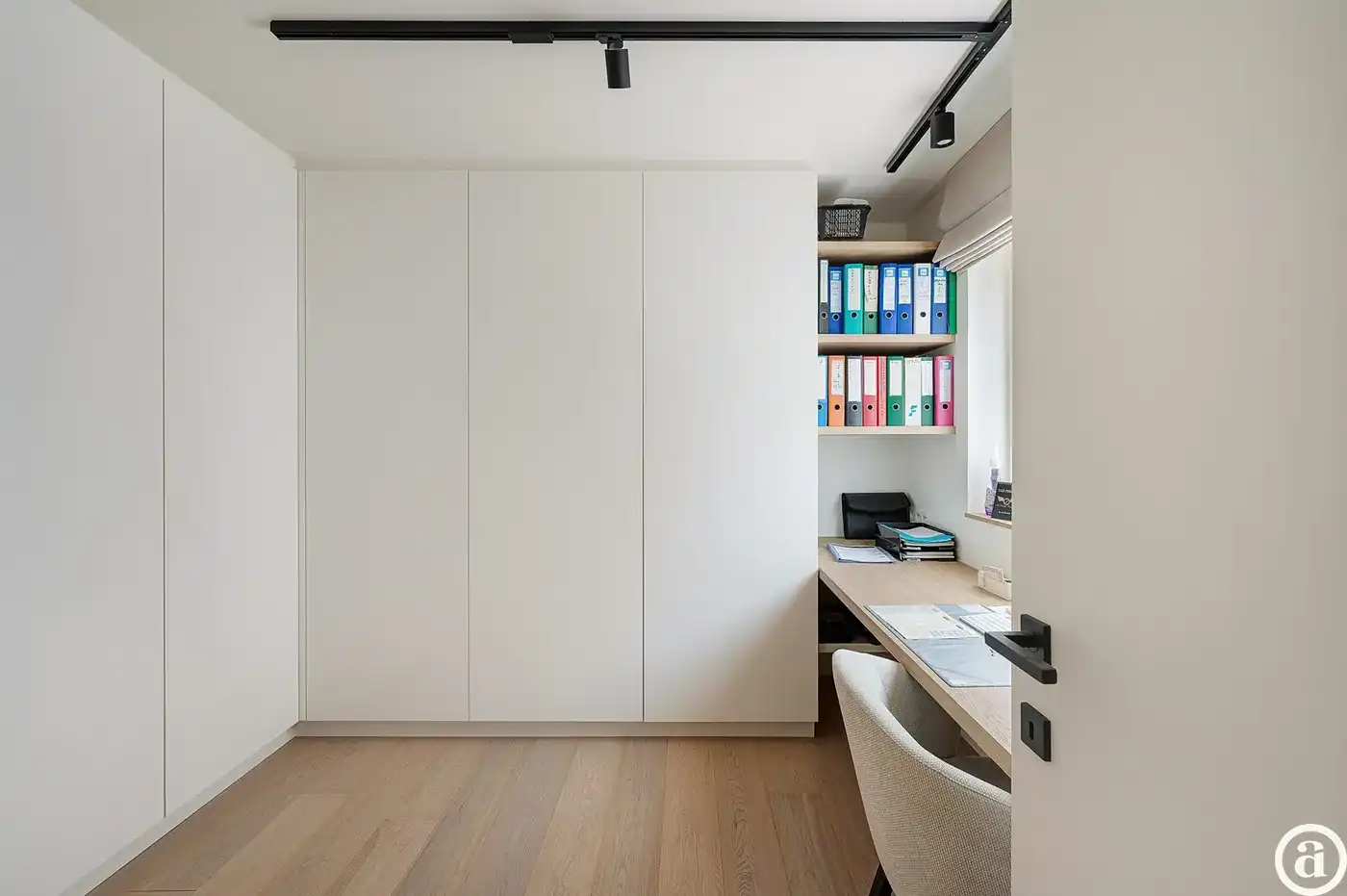 Prachtig gerenoveerd  hoek appartement op het Rubensplein. foto 19