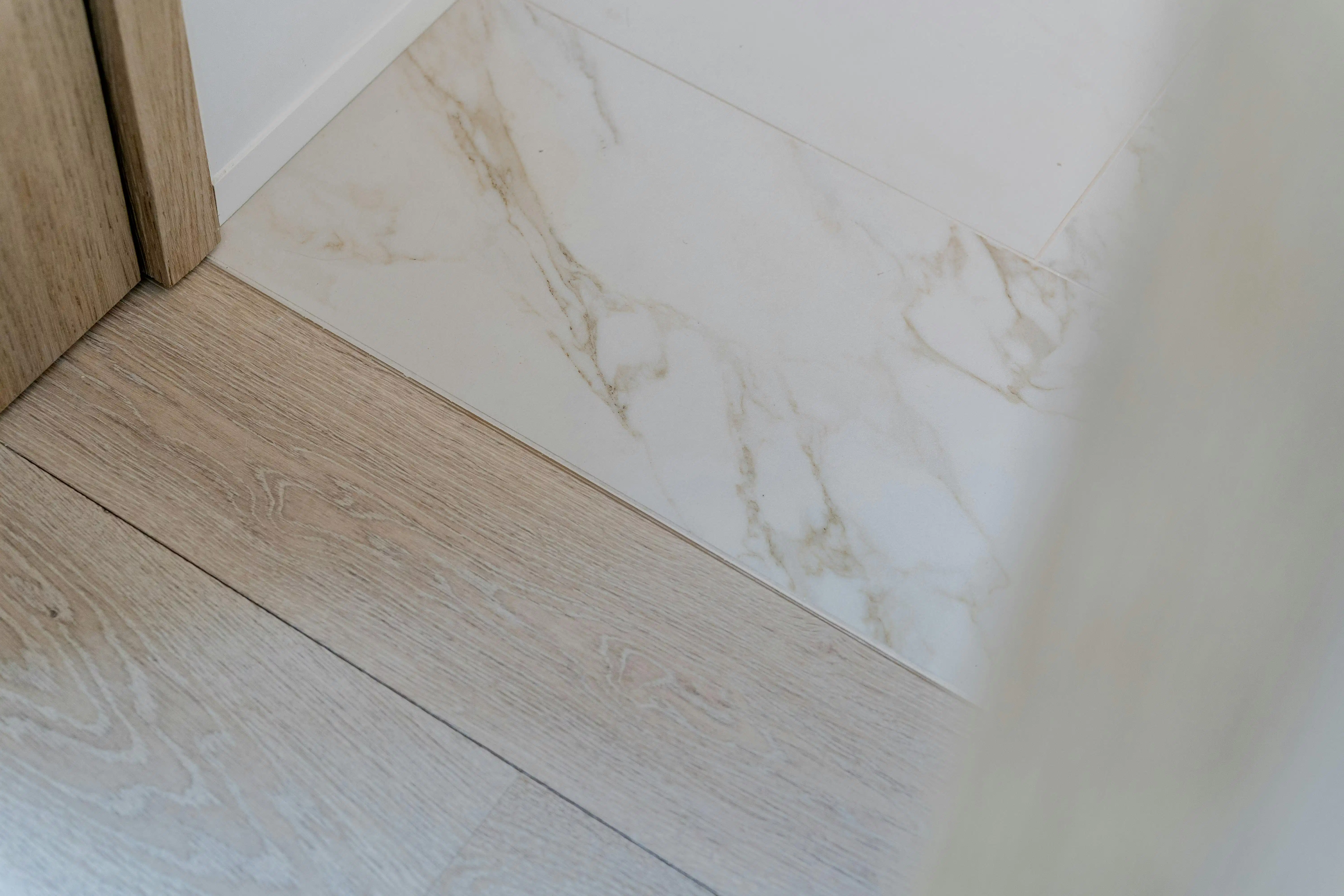 Luxe appartement te koop in de Heldentoren te Knokke-Heist foto 16
