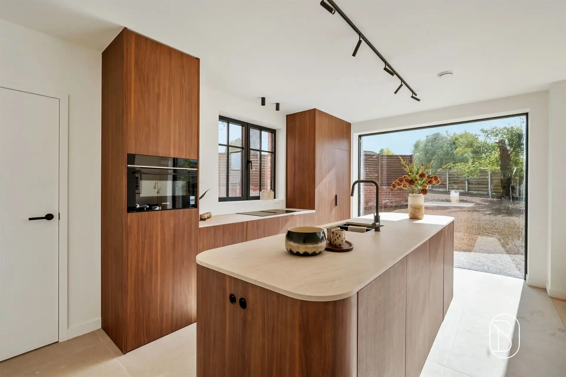 Klassevolle landelijke nieuwbouw villa met 4 slaapkamers! foto 6