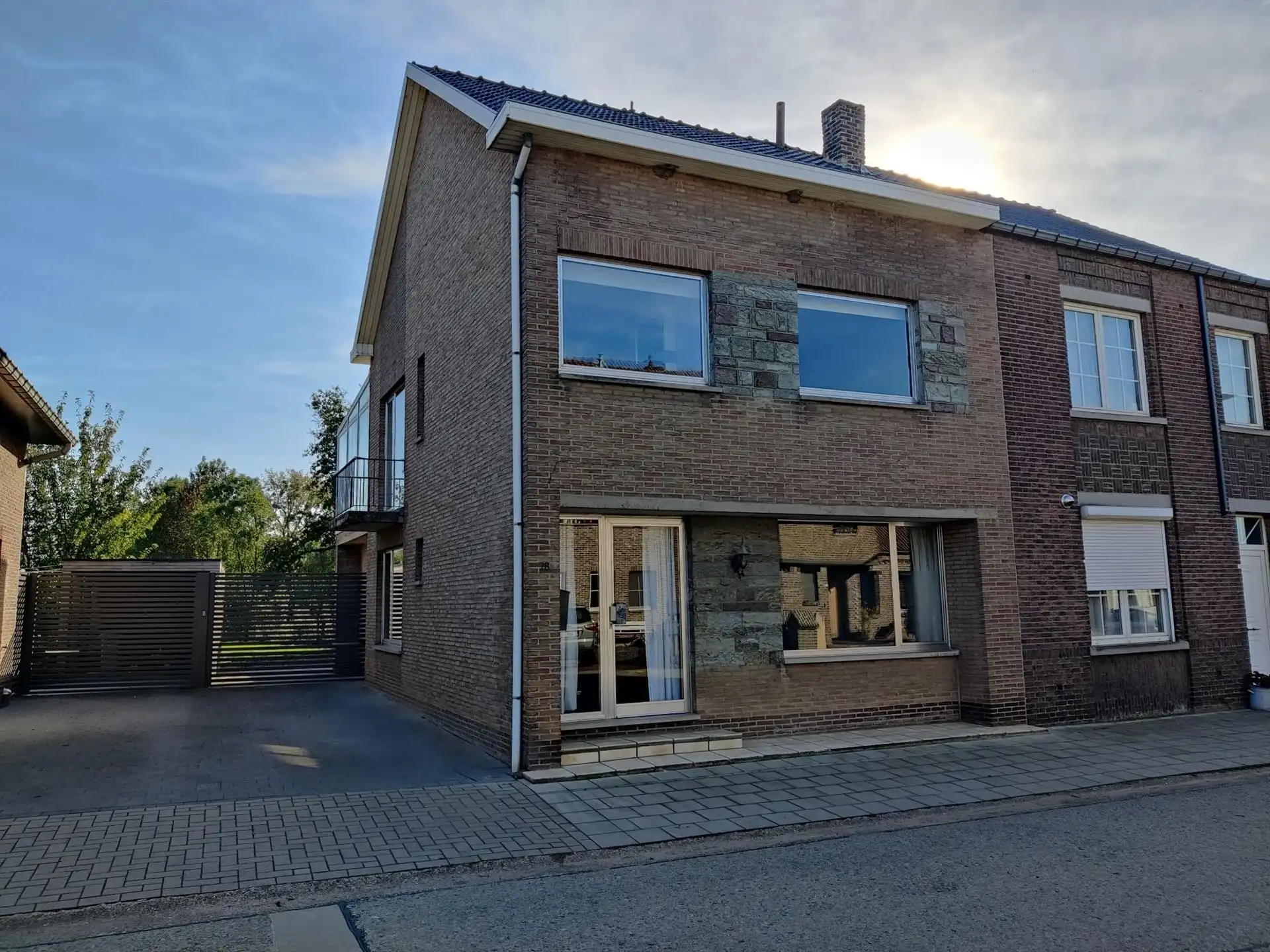 Renovatiewoning met 3 slaapkamers foto 16