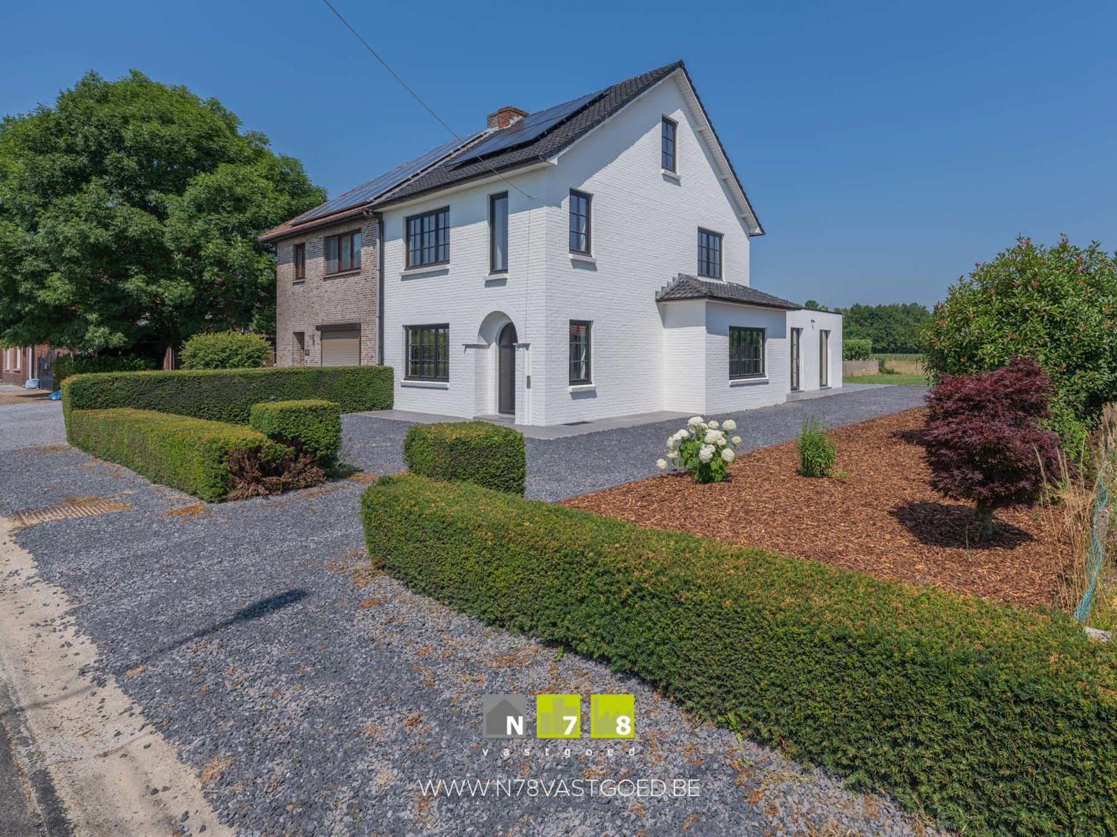 Huis te koop foto {{pictureIndex}}