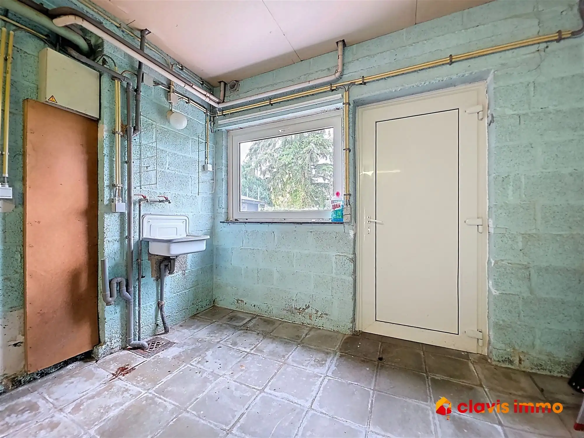 Halfopen-bebouwing in een rustige buurt foto 24