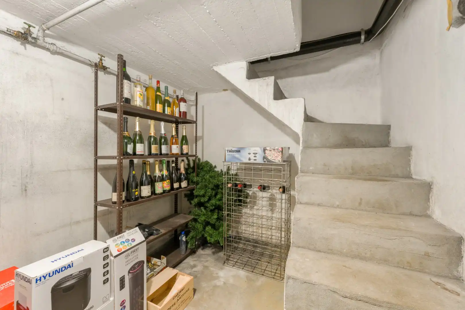 Karaktervolle halfopen woning op een strategische ligging te Assebroek. foto 24