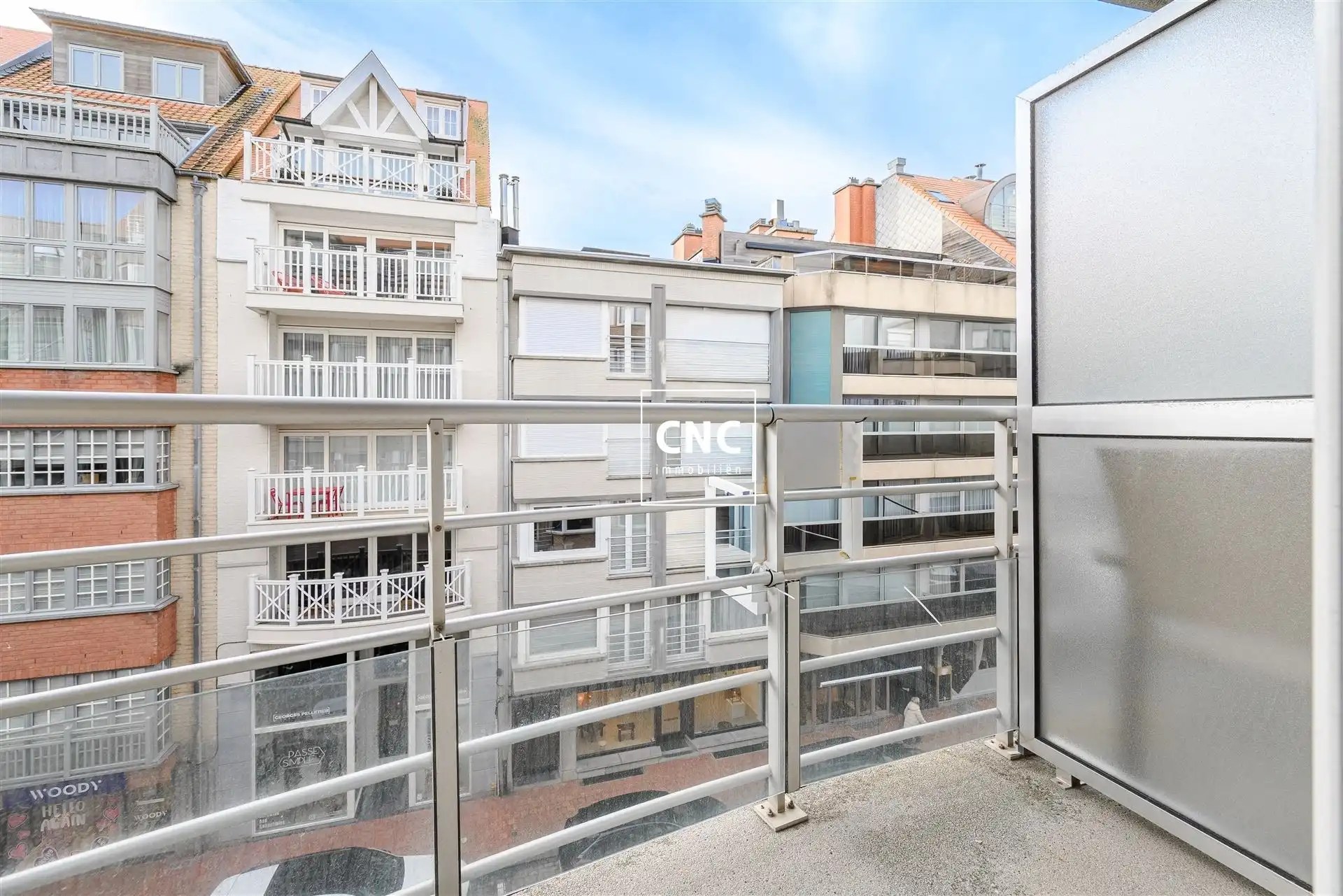 Stijlvol afgewerkt appartement met zijdelings zeezicht foto 8