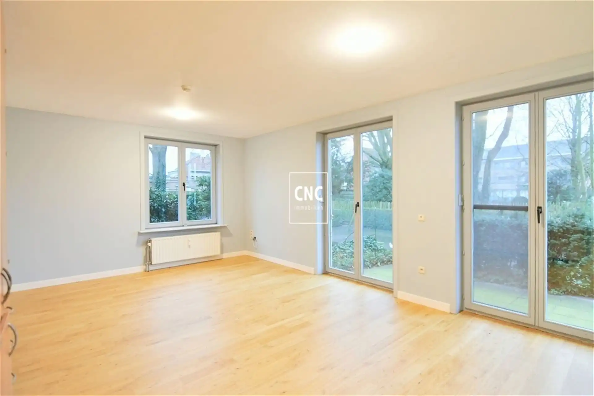 Serviceflat met terras en open zicht op groen & water-Brugge foto 4